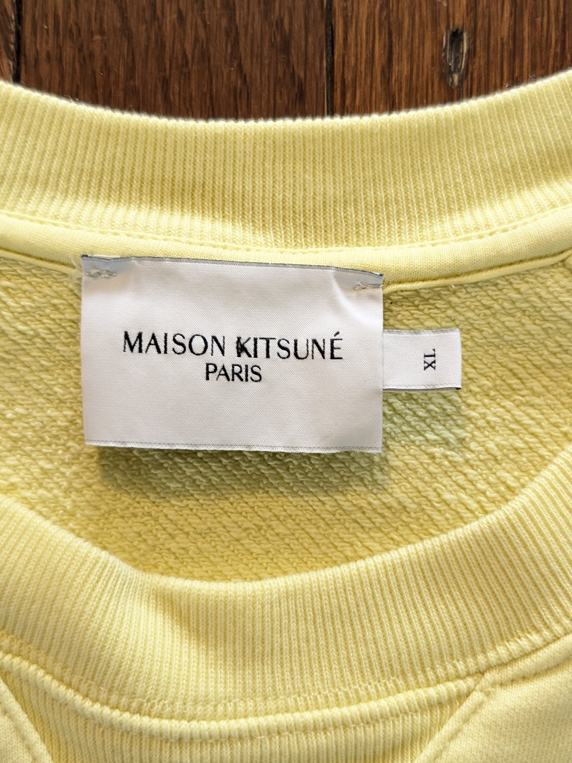 Maison Kitsune Maison Kitsune Yellow Fox Patch French Terry Crewneck XL Size US XL / EU 56 / 4 - 3 Thumbnail