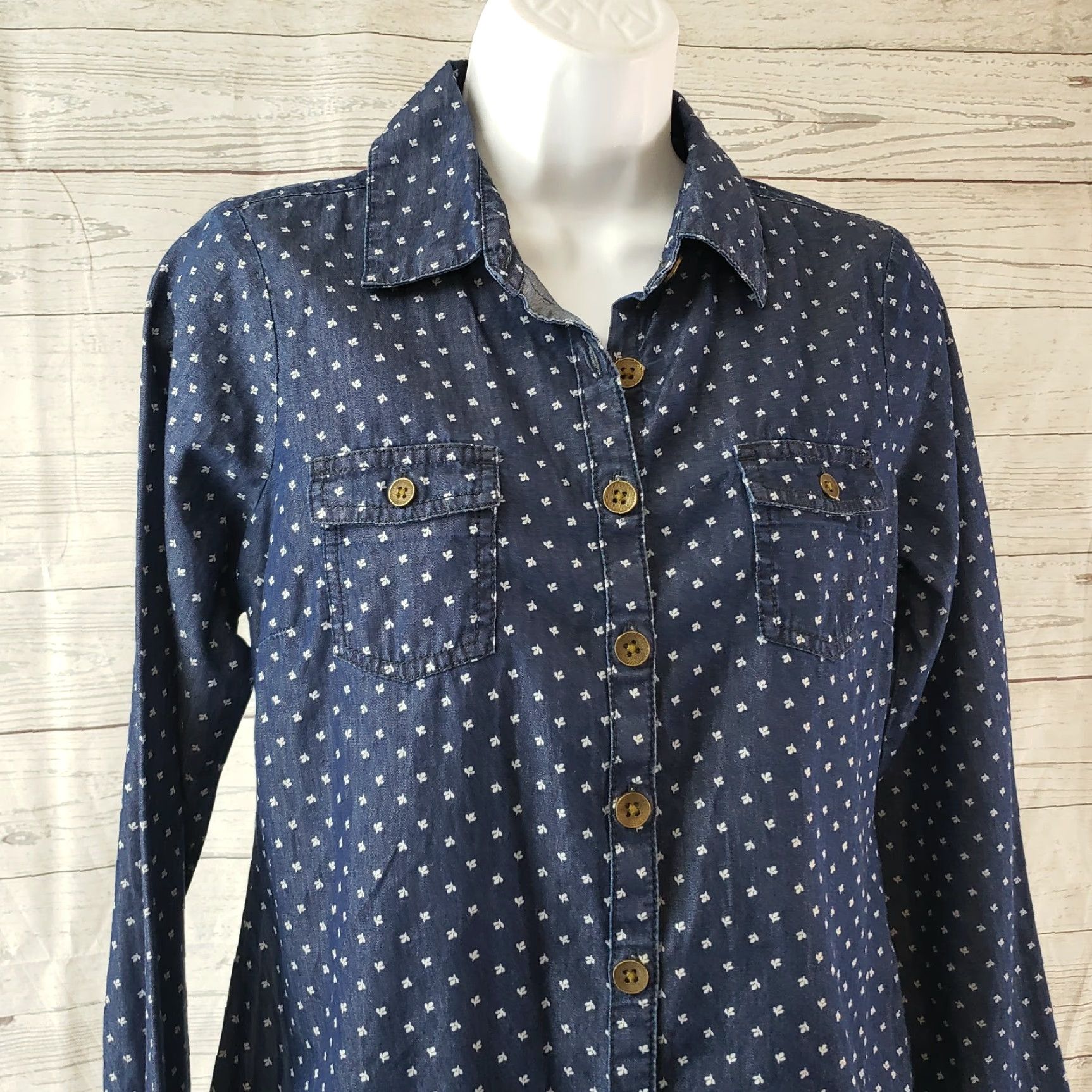 Vintage Aventura Womens Button Front Shirt Sz Small Blue Long Sleeve Cotton Size S / US 4 / IT 40 - 2 Thumbnail