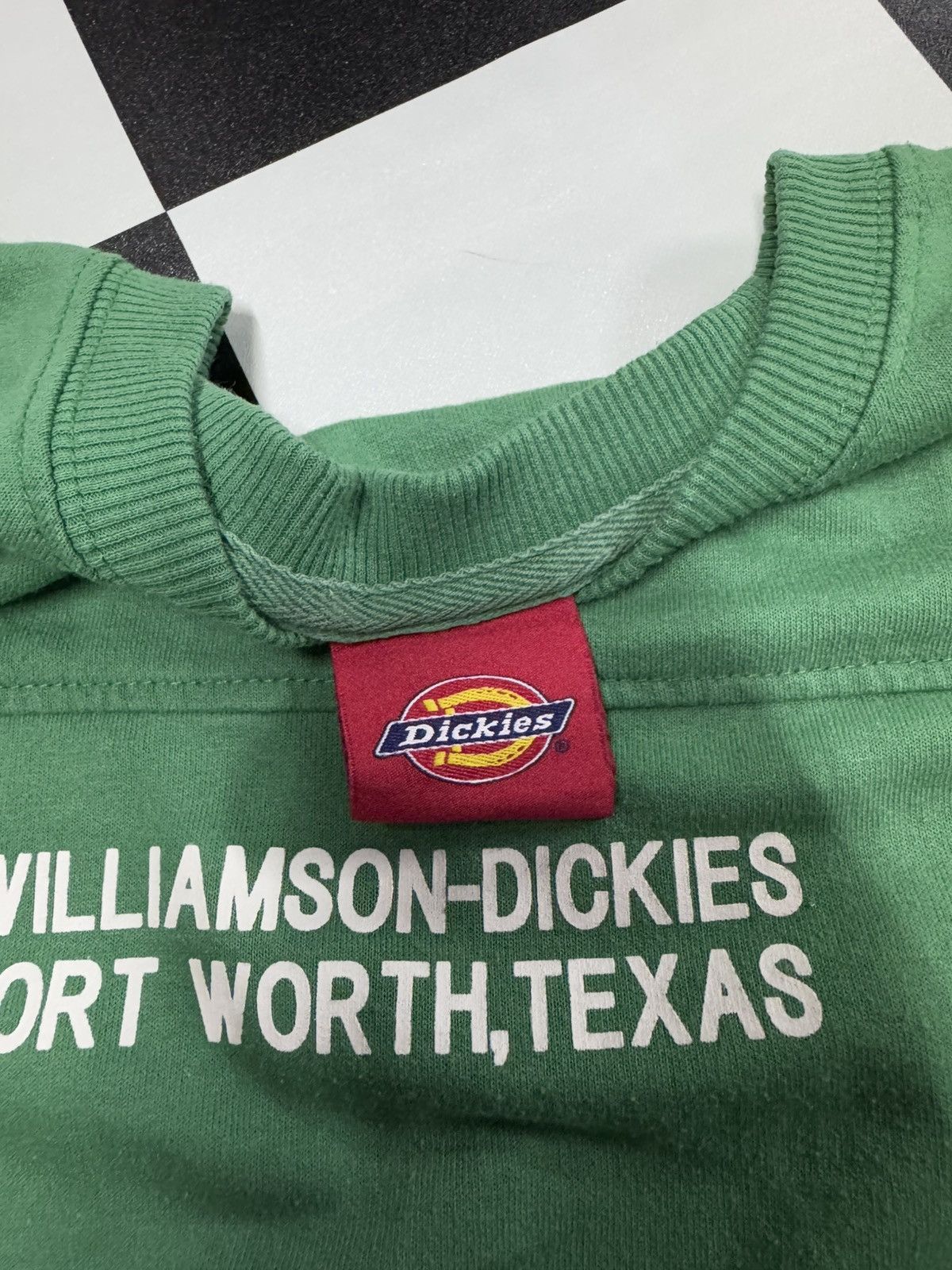 Dickies Vintage Dickies Backhit Big Logo Basic Sweatshirt Size US L / EU 52-54 / 3 - 8 Thumbnail