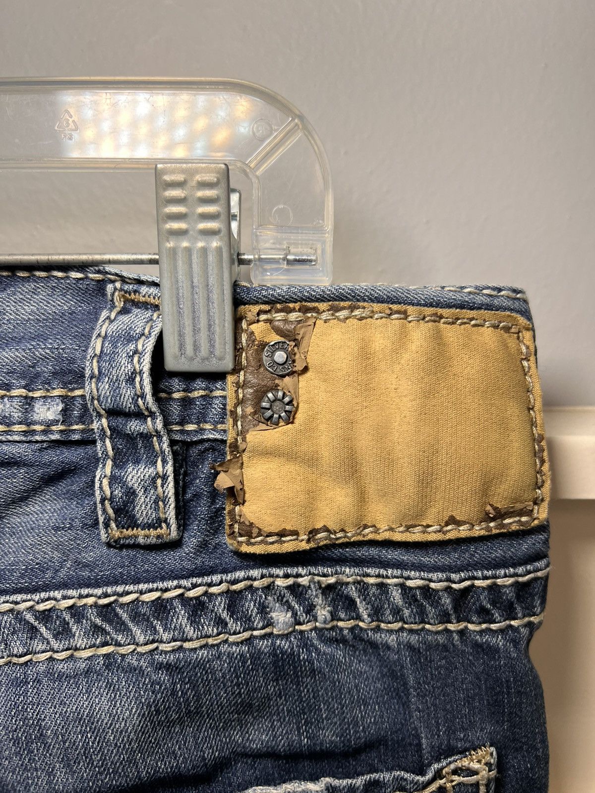 Silver Jeans Co. Vintage Silver bootcut 6 pocket contrast stitch faded jeans Size US 34 / EU 50 - 12 Thumbnail