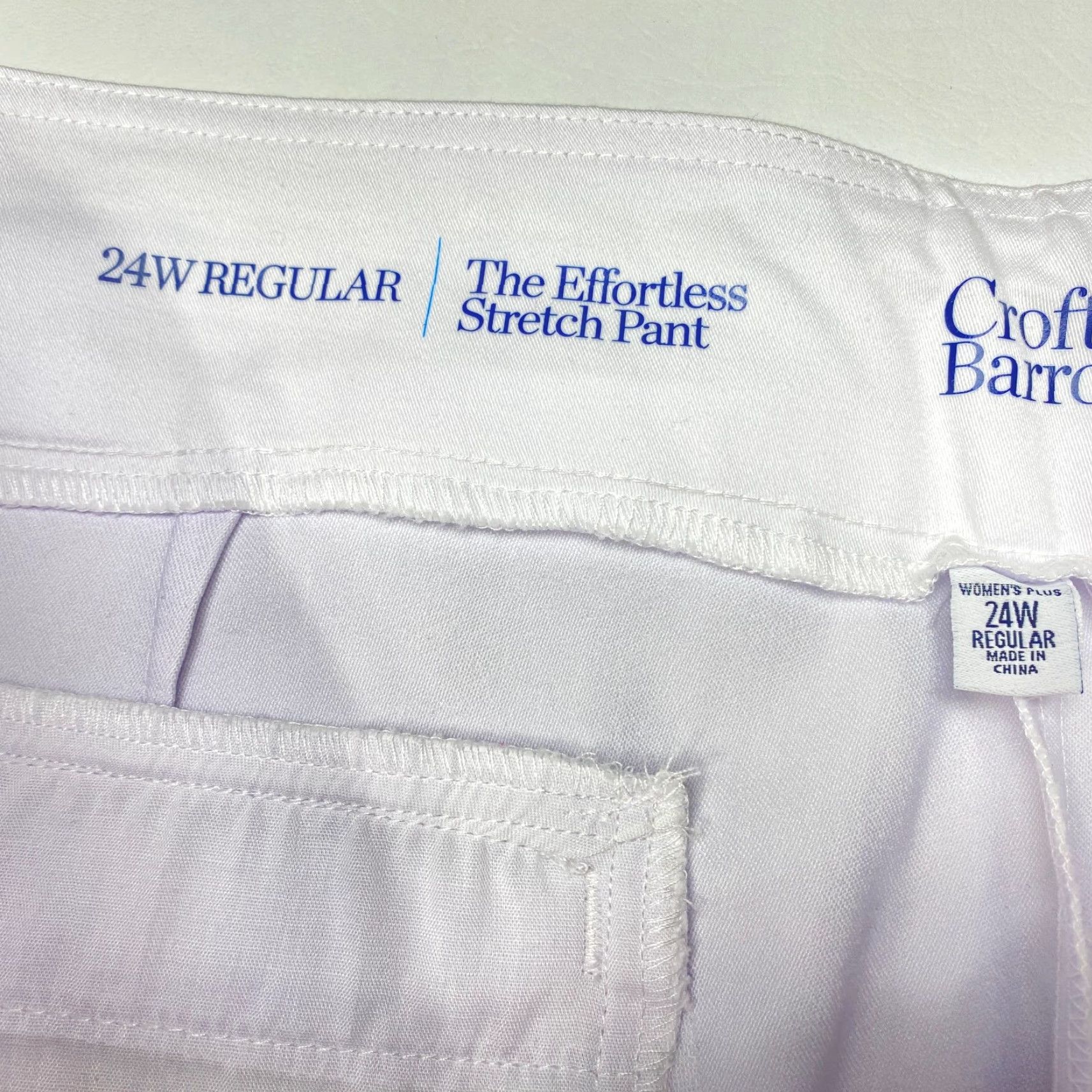 Croft & Barrow NWT Croft & Barrow Effortless Stretch Pants Womens 24w Reg White Straight Leg Size 42" / US 20 - 5 Thumbnail