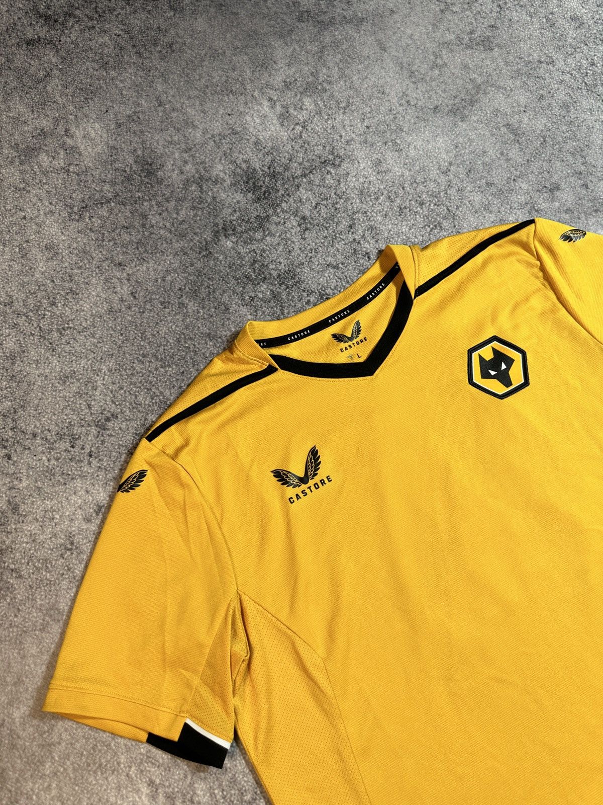 Castore Castore Wolverhampton Wanderers Soccer Jersey Streetwear L Size US M / EU 48-50 / 2 - 2 Thumbnail