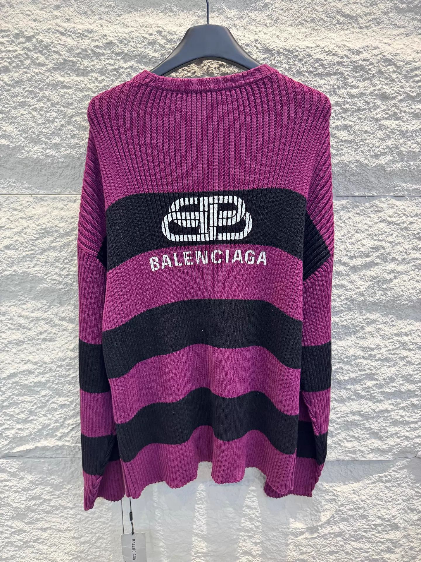 Balenciaga Balenciaga 2020 SS purple-pink-black unisex L sweater Size L / US 10 / IT 46 - 3 Thumbnail