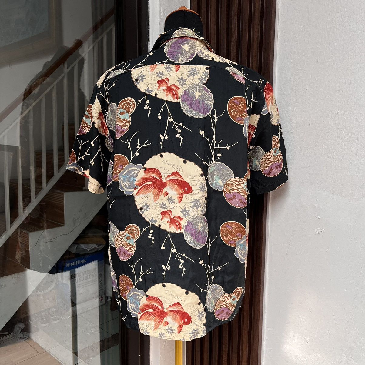 Other Aloha Wear KOI Printed Made In Japan 100% Rayon Not SUNSURF Size US L / EU 52-54 / 3 - 4 Thumbnail
