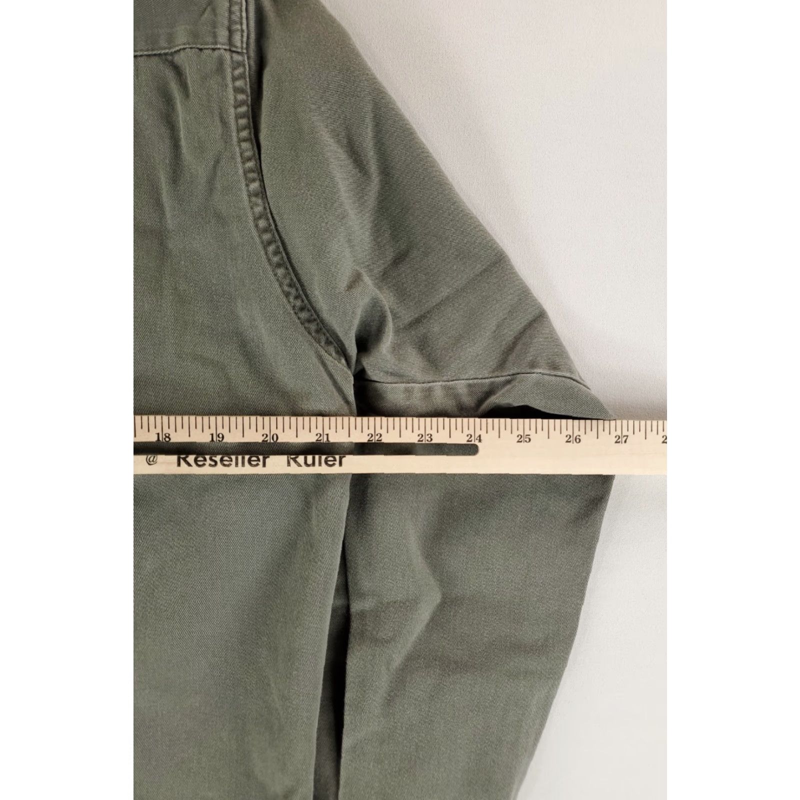 Wrangler Wrangler Shirt Pearl Snap Gray Long Sleeve X-Long Tails Mens M Gray 16-34 Men X-Long Tail? Size US M / EU 48-50 / 2 - 5 Thumbnail