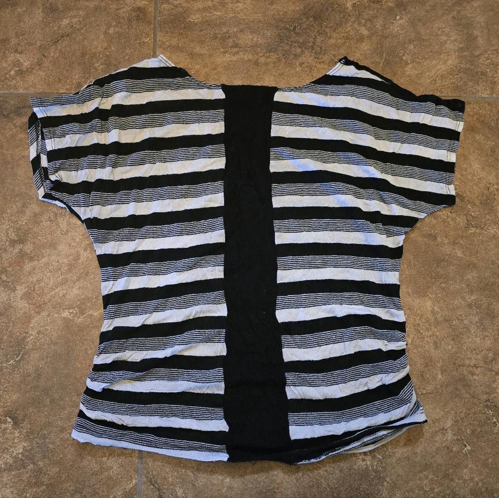 Designer Black White Striped FM Short Sleeve Size M / US 6-8 / IT 42-44 - 2 Thumbnail