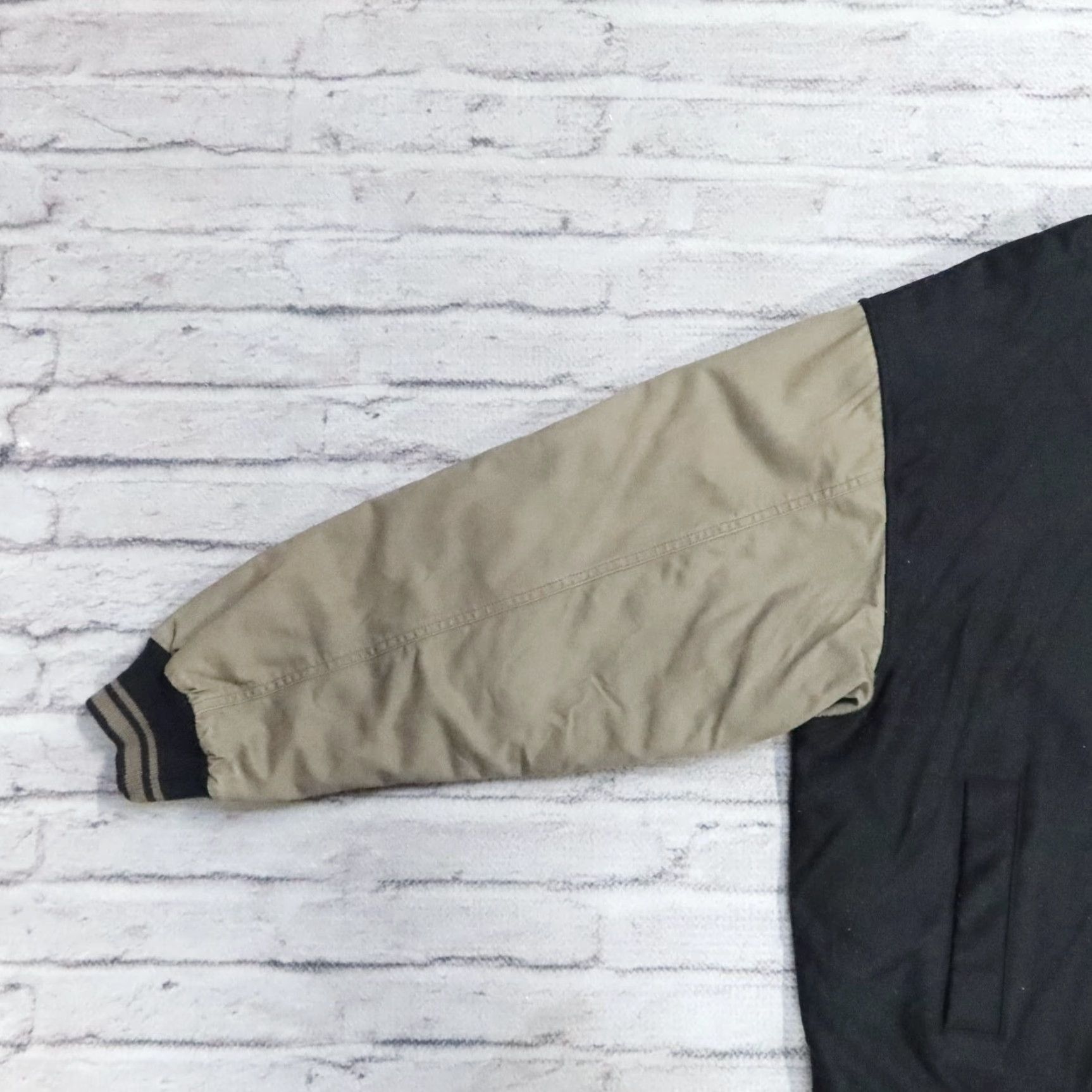 Nike VINTAGE Nike Swoosh Bomber Jacket 2XL Men Black 90s Size US XXL / EU 58 / 5 - 4 Thumbnail