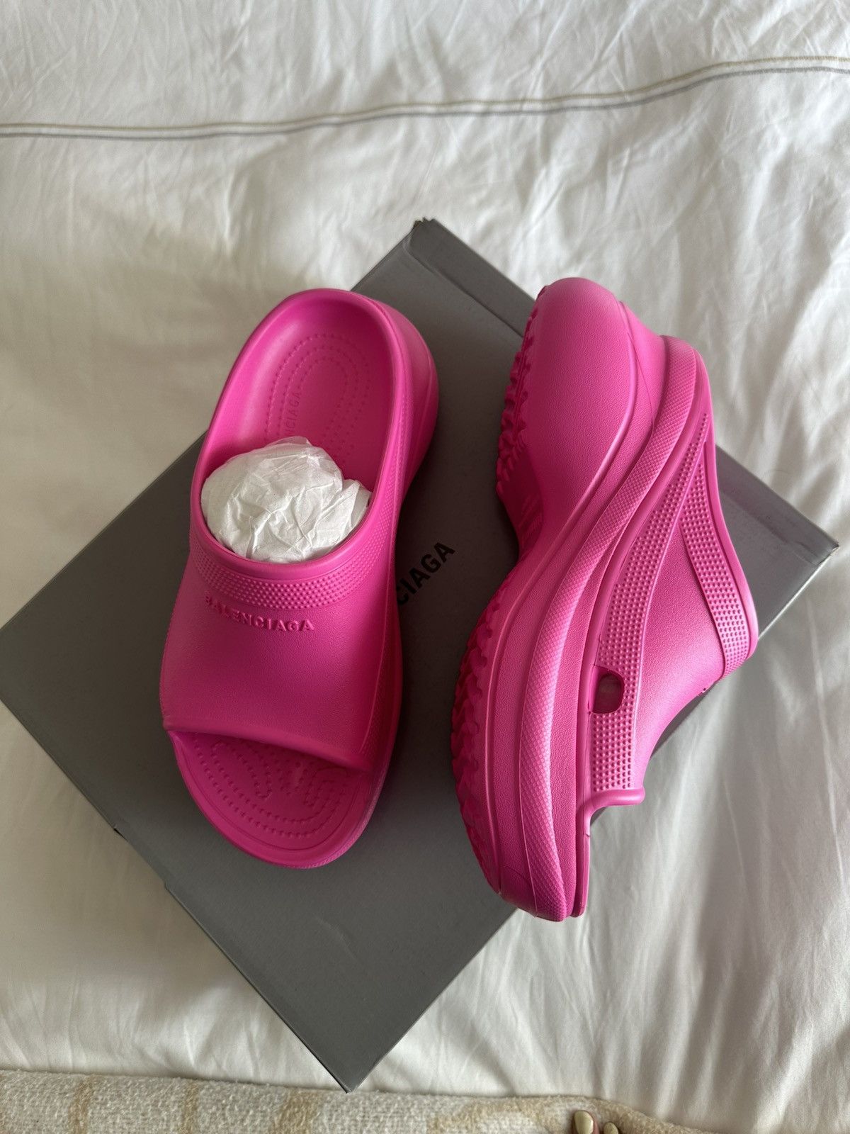 Balenciaga Balenciaga x Crocs Mules in Pink Size US 9 / IT 39 - 3 Thumbnail