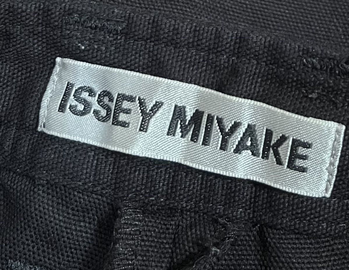 Issey Miyake Vintage issey miyake ankle straight black trousers Size US 29 - 3 Thumbnail
