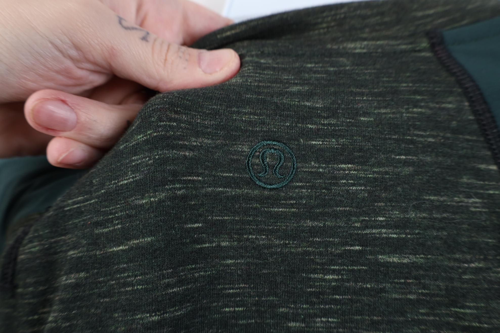 Lululemon Lululemon French Terry V-Neck Sweater Sweatshirt Marled Size US XL / EU 56 / 4 - 11 Thumbnail
