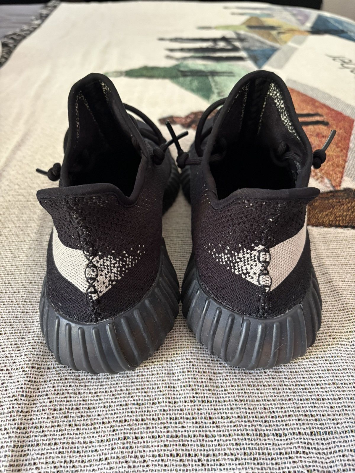 Yeezy Yeezy 350 v2 Core Black White 10.5 (No Box) Size US 10.5 / EU 43-44 - 3 Thumbnail