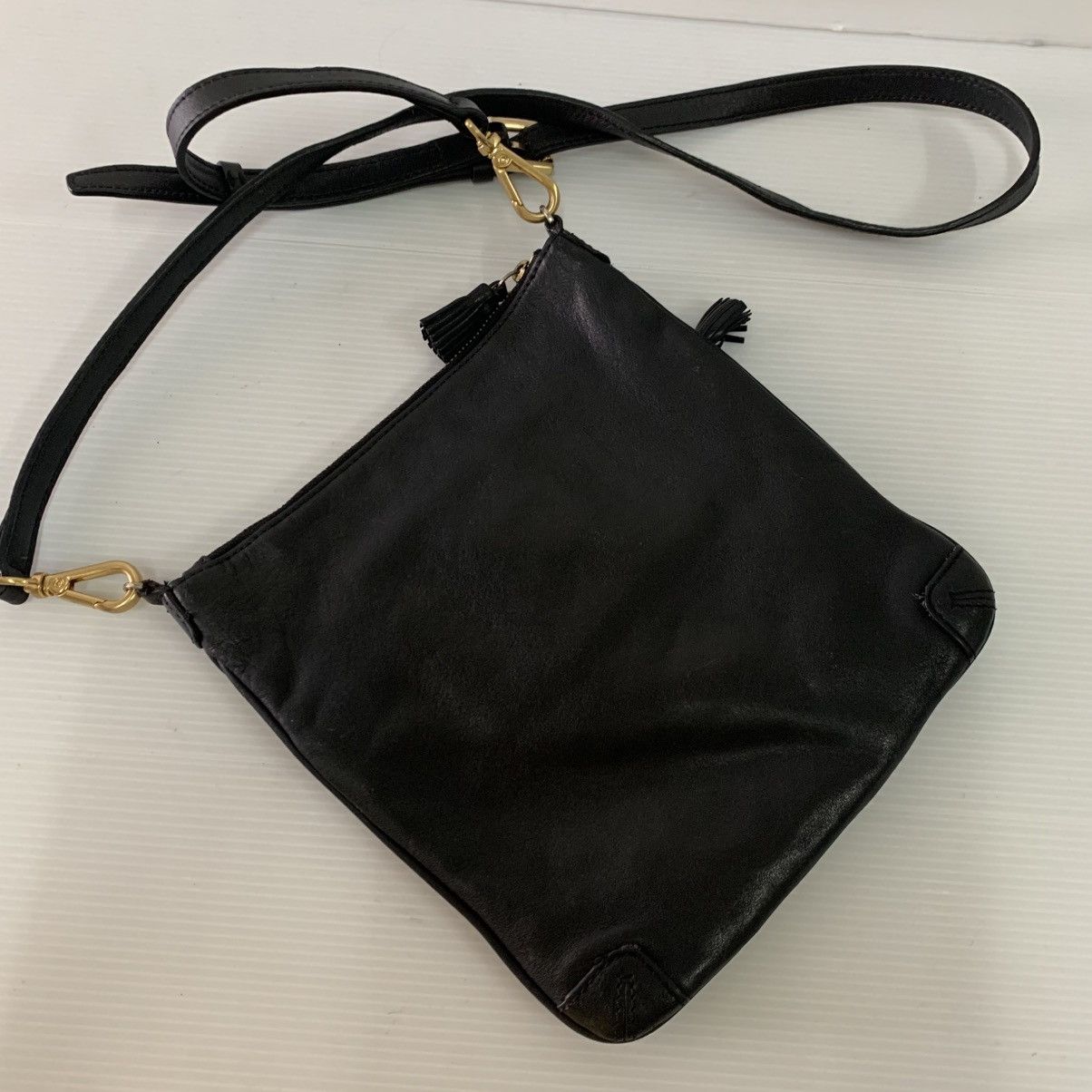 Anya Hindmarch Anya Hindmarch Black Leather Slinngbag Size ONE SIZE - 3 Thumbnail