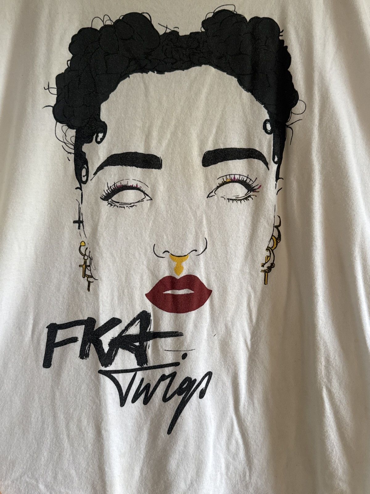 Other FKA Twigs t-shirt Size US L / EU 52-54 / 3 - 1 Thumbnail