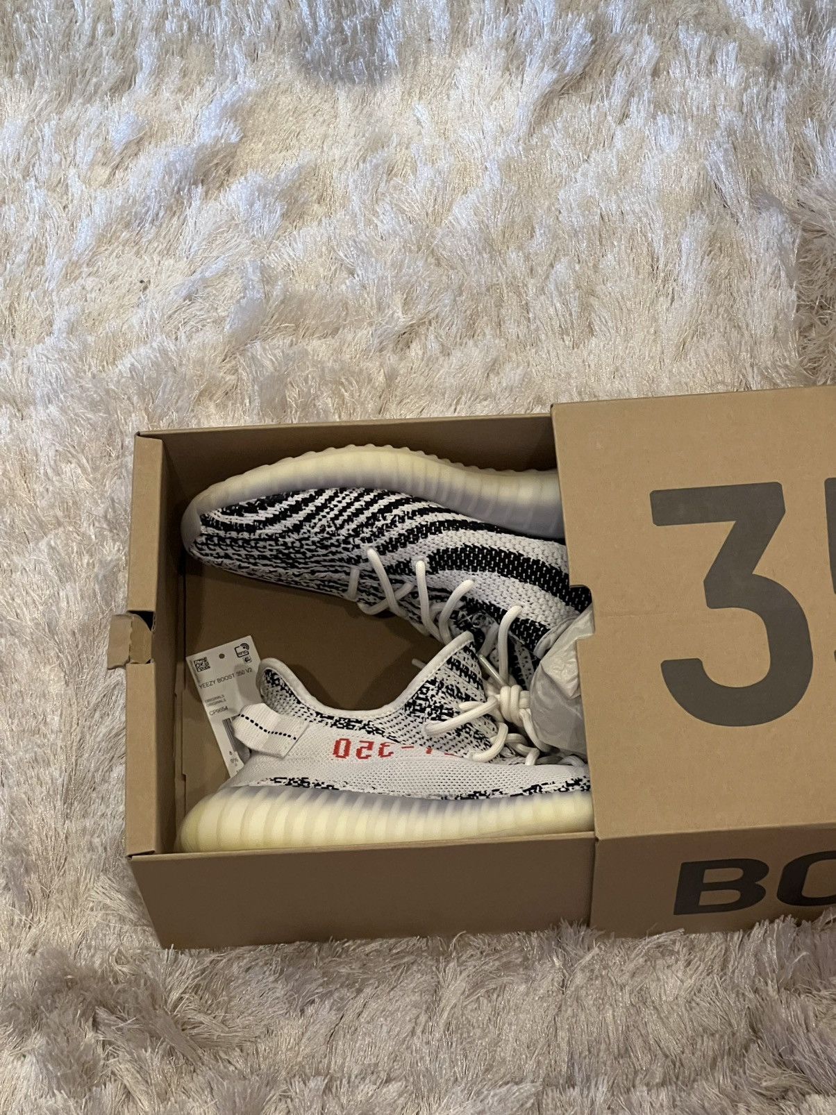 Adidas Yeezy Boost 350 V2 Zebra Size US 10 / EU 43 - 4 Thumbnail