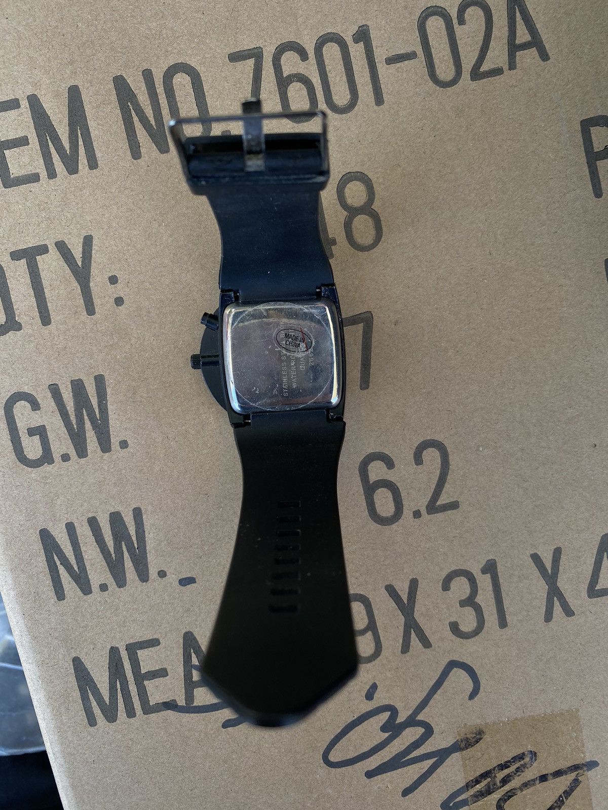 Japanese Brand × Jewelry × Vintage Modern Black Dial Wristwatch - Japanese Brand Size ONE SIZE - 4 Thumbnail