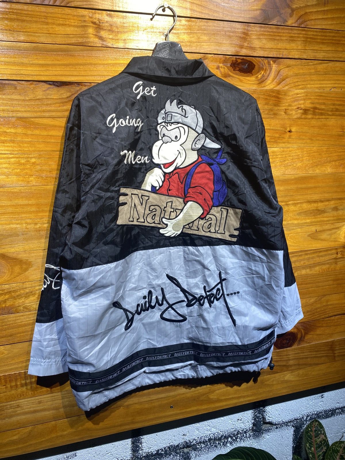 Vintage Vintage Daily Detect Cartoon Graphic Windbreaker Jacket Size US M / EU 48-50 / 2 - 5 Thumbnail