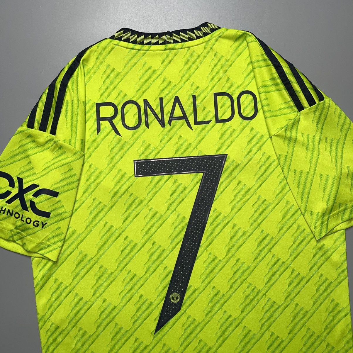 Adidas MAN UNITED ADIDAS 2022/2023 FOOTBALL THIRD JERSEY #7 RONALDO Size US S / EU 44-46 / 1 - 8 Thumbnail
