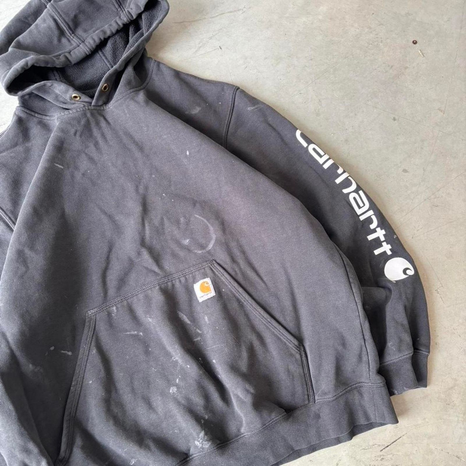 Carhartt Y2k faded black carhartt painted hoodie Size US XL / EU 56 / 4 - 2 Thumbnail