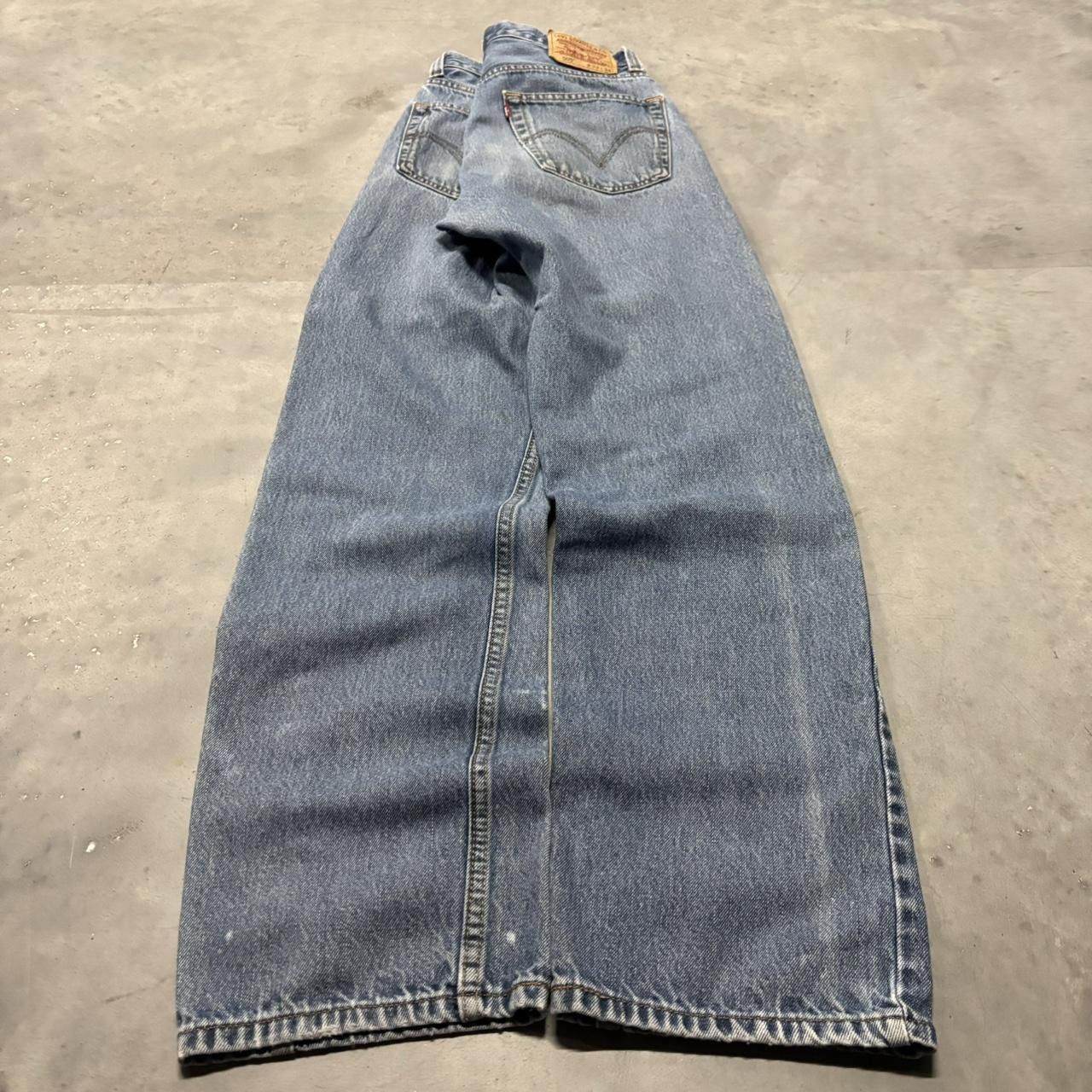 Levi's × Vintage Crazy Vintage Y2K/2000s Grunge Levi’s Medium Wash Denim Jeans! Size US 32 / EU 48 - 4 Thumbnail
