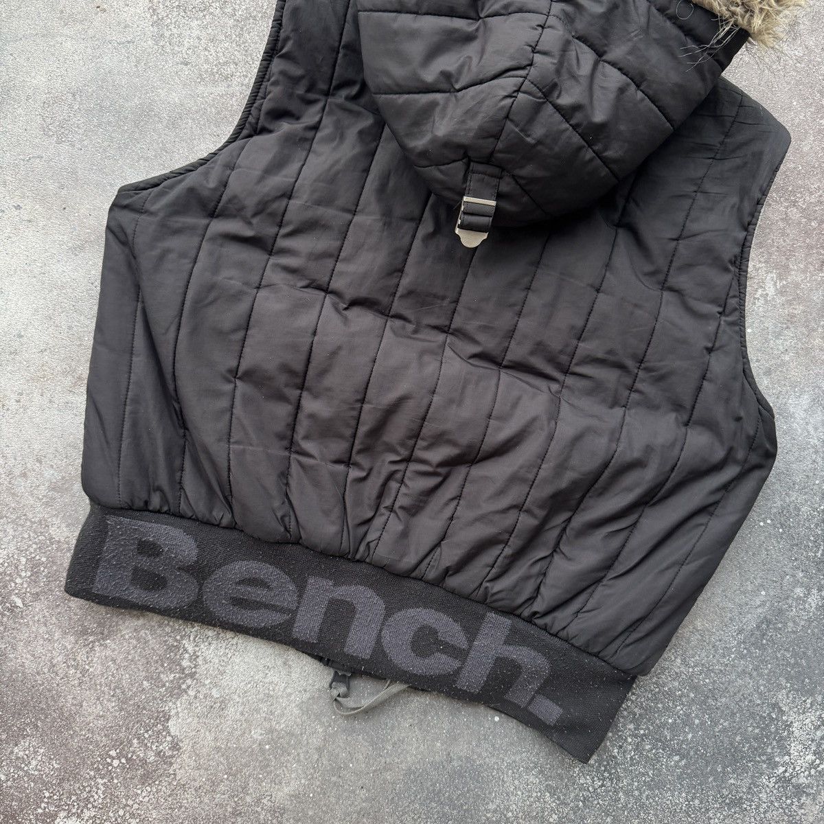 Bench Bench 2000’s Vintage Gorpcore Y2K Faux Fur Vest Jacket Size L / US 10 / IT 46 - 11 Thumbnail