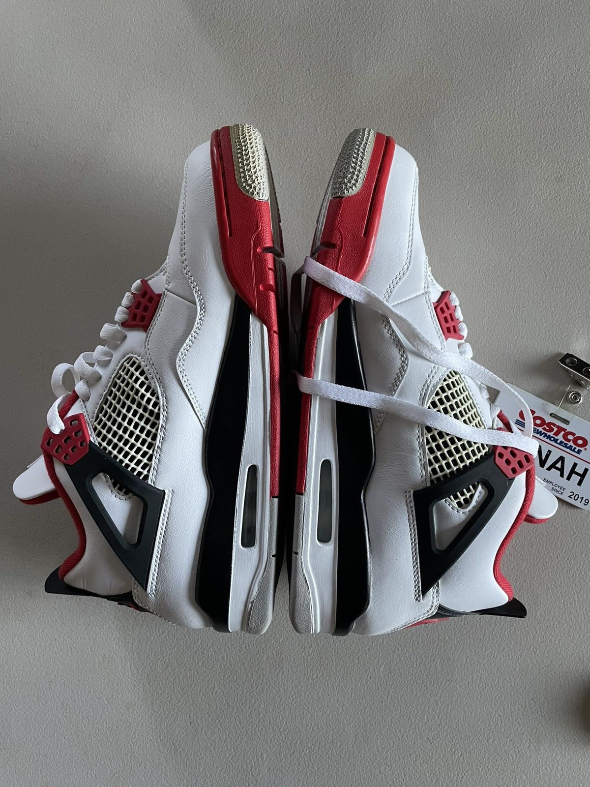 Jordan Brand Jordan 4 Retro Fire Red (2020) w/box Size US 9.5 / EU 42-43 - 6 Thumbnail