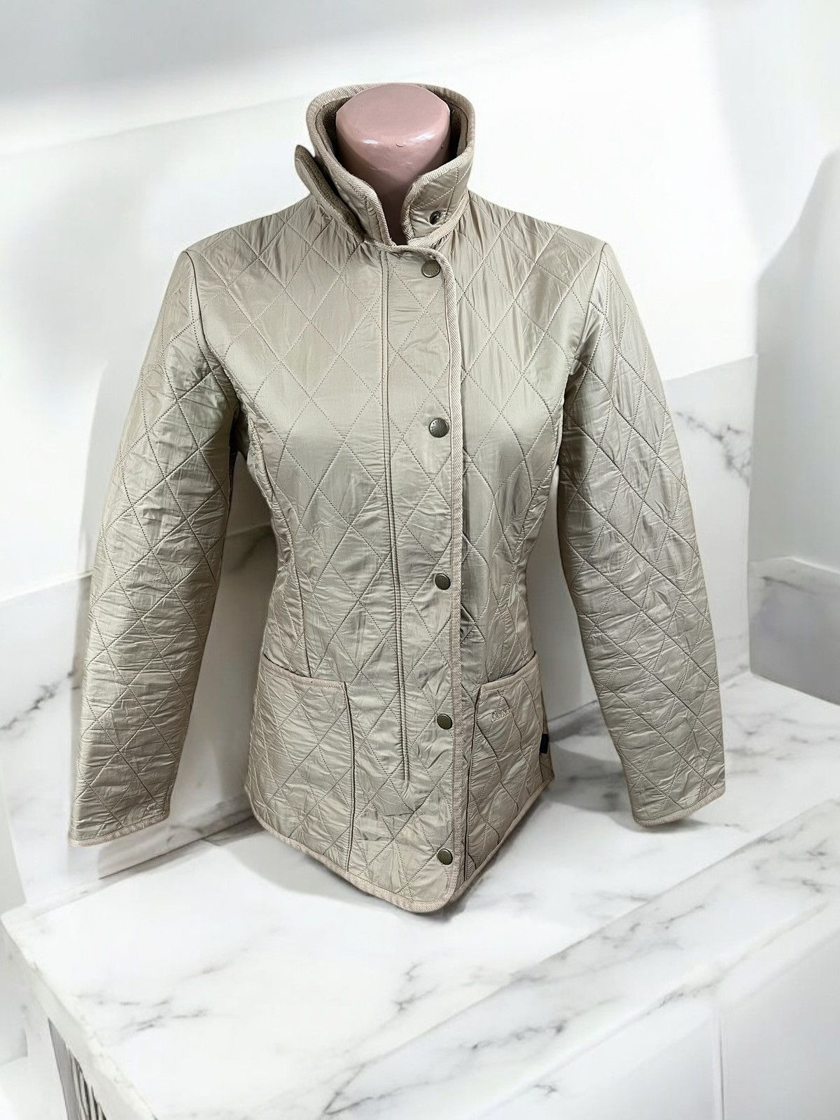 Barbour Barbour Beige Ladies Polarquilt Jacket size M Size M / US 6-8 / IT 42-44 - 1 Thumbnail