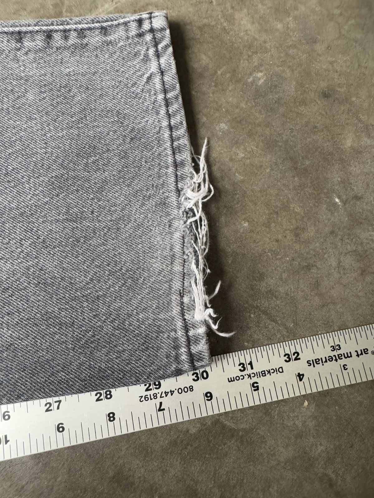 Levi's × Vintage Vintage 90’s Levi’s Two Horses Black Leather Tab Baggy Denim Size US 36 / EU 52 - 9 Thumbnail