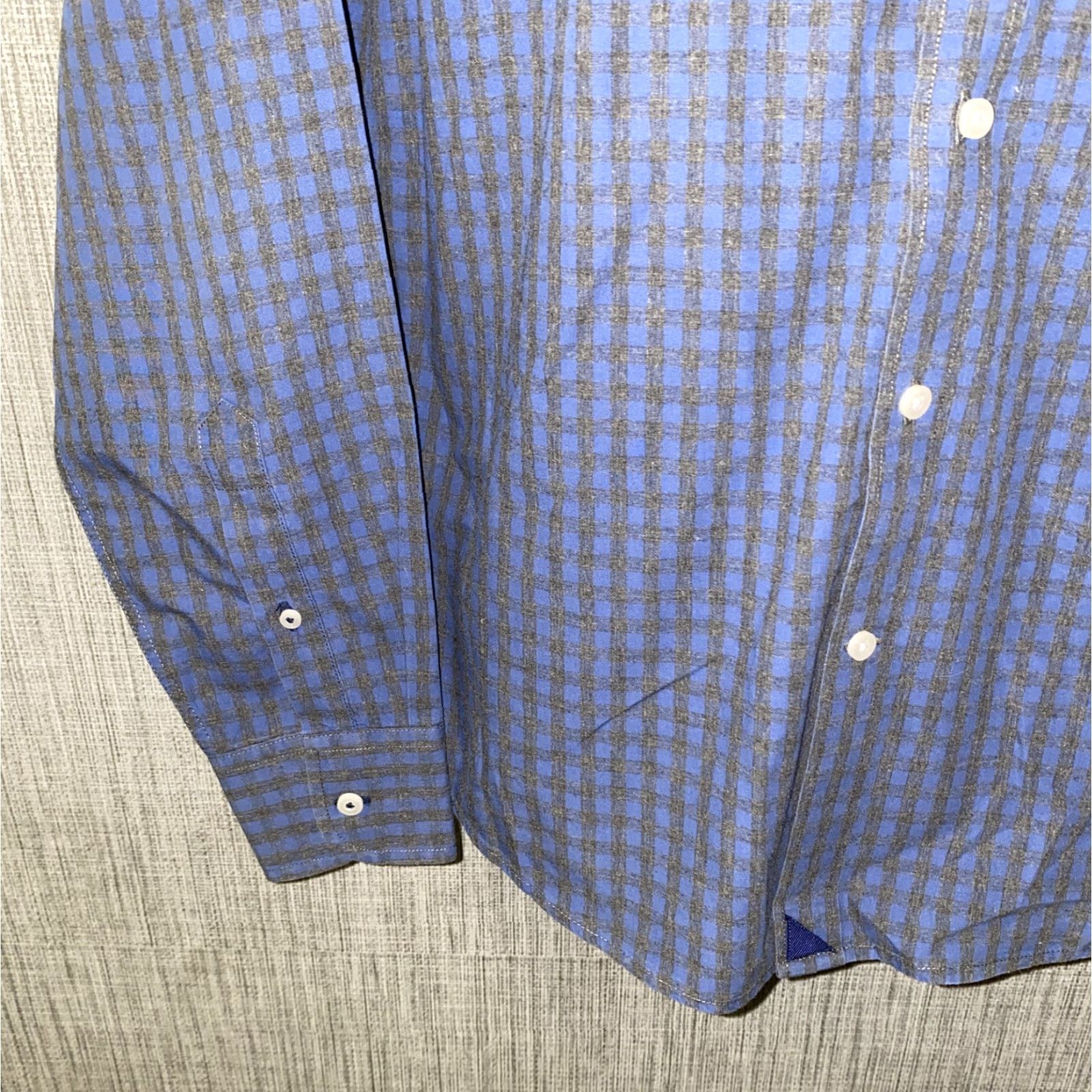 UNTUCKit UNTUCKit Slim Fit Long Sleeve Button-Front Shirt Mens L Blue/Gray Button-Down Collar Geometric Pattern Regular Size Type Size US L / EU 52-54 / 3 - 4 Thumbnail
