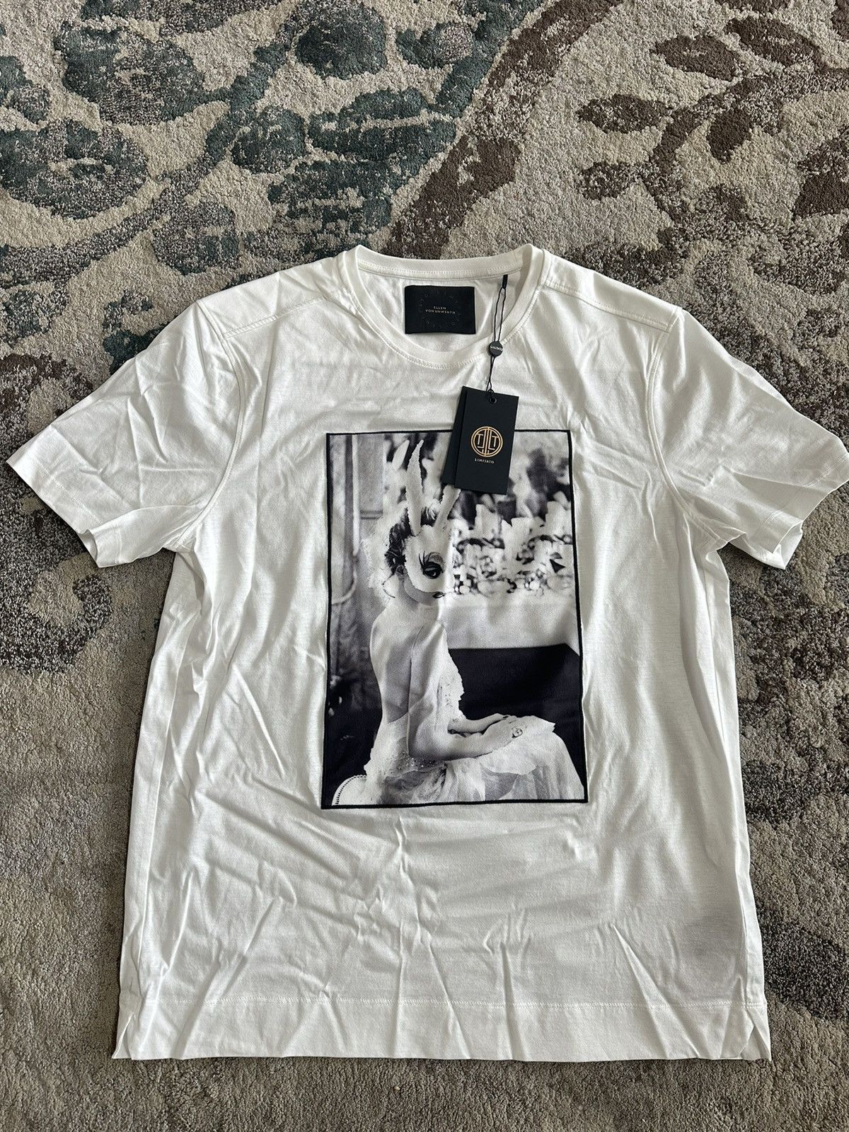 image of Limitato Ellen Von Unwerth T Shirt in White, Men's (Size Medium)