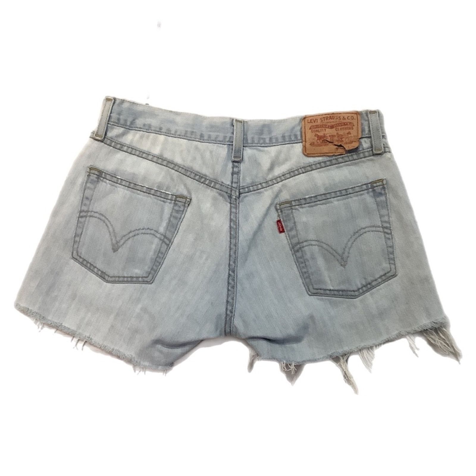 Levi's Y2K Levi’s woman’s hand-cut jean shorts Size 30" / US 8 / IT 44 - 2 Thumbnail