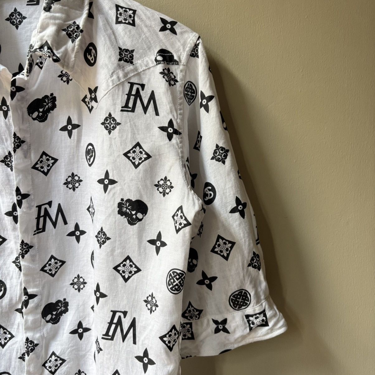 FranCisT MOR.K.S Francist Morks LV Monogram Pattern White Shirts Size US L / EU 52-54 / 3 - 4 Thumbnail