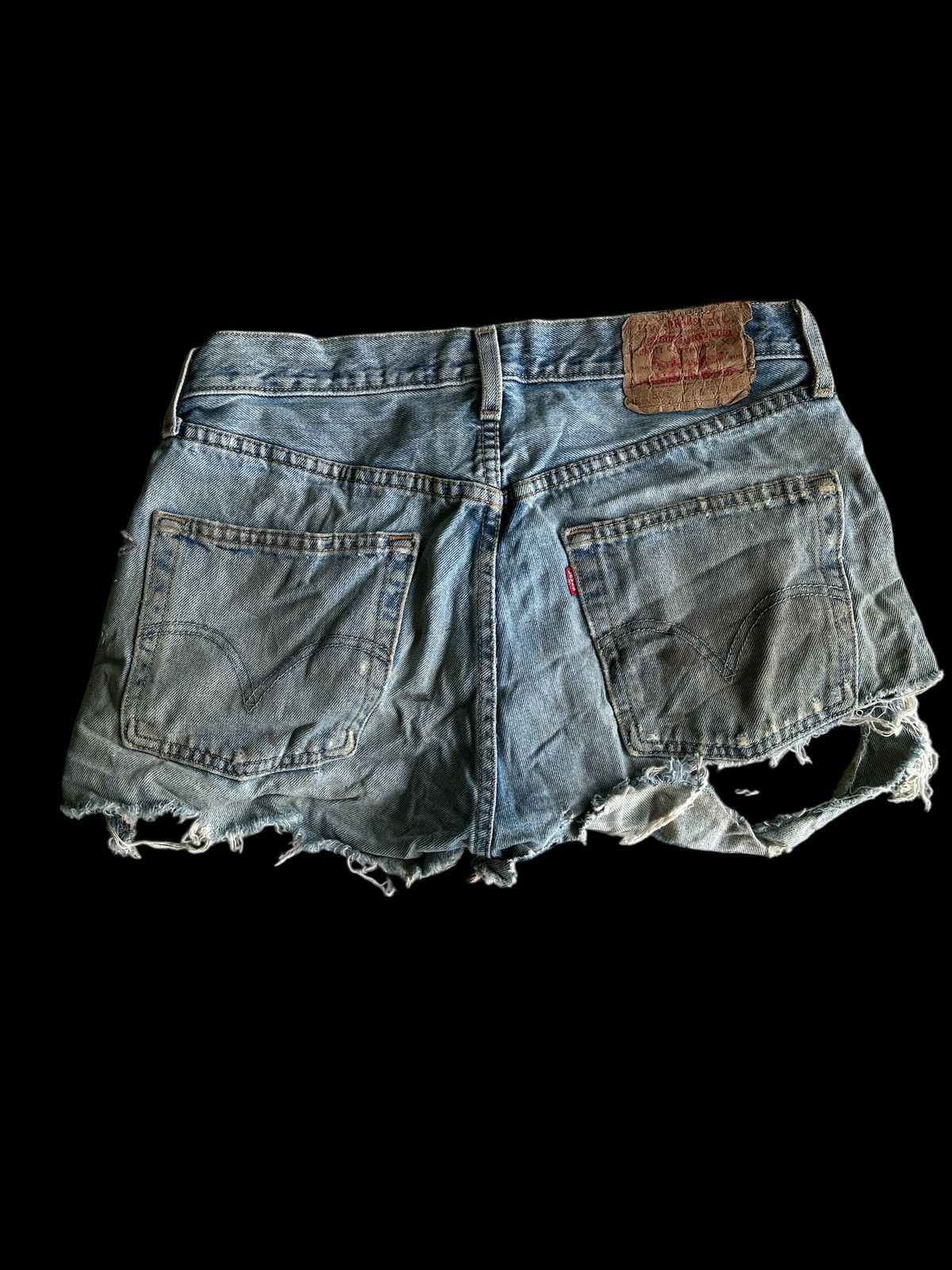 Japanese Brand Distress Denim 💥 Levis Short Distress Tsrash Denim💥 Size US 30 / EU 46 - 2 Thumbnail