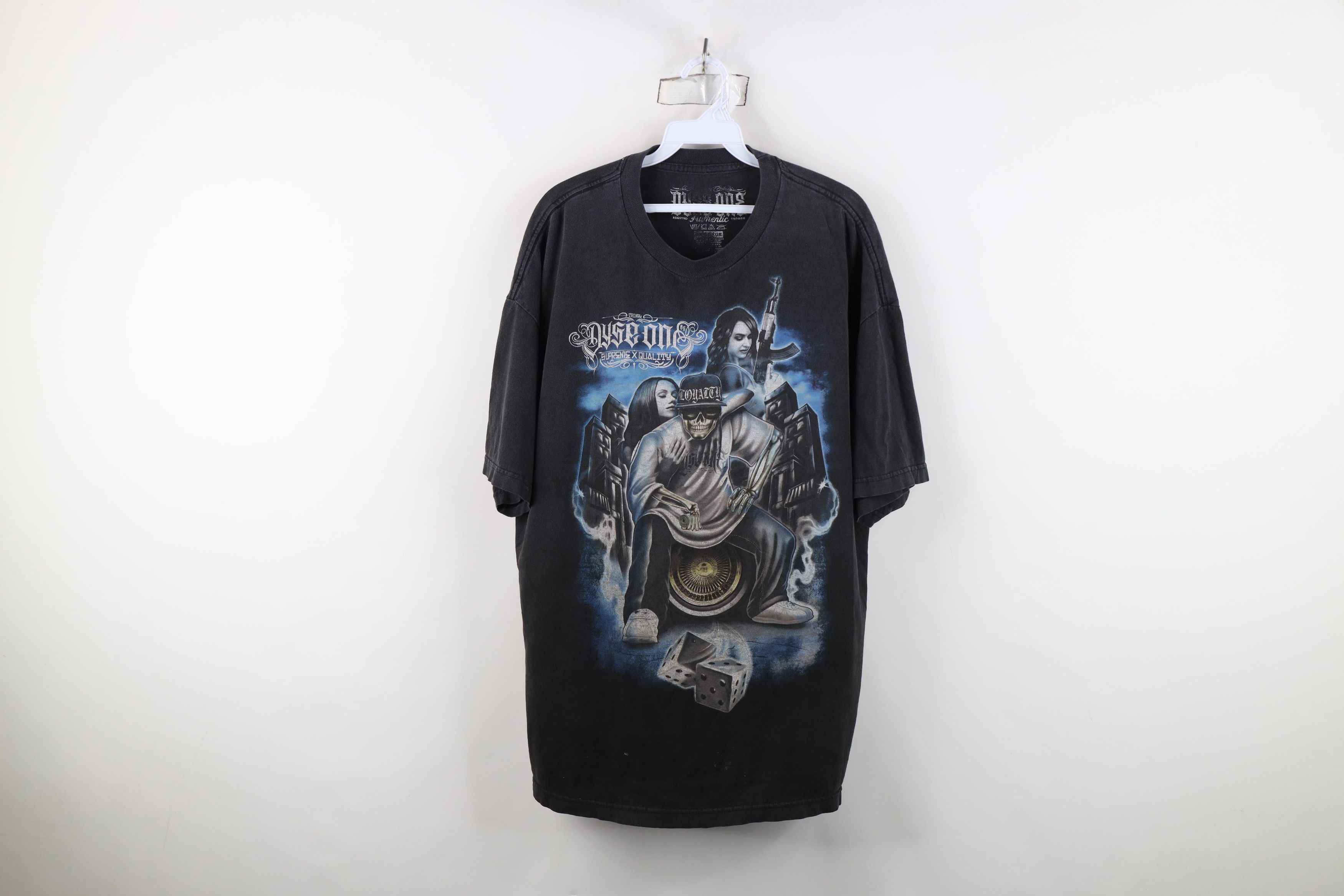 Vintage Vintage Y2K Streetwear Girl Gangster Dice Skeleton T-Shirt Size US XXL / EU 58 / 5 - 1 Thumbnail