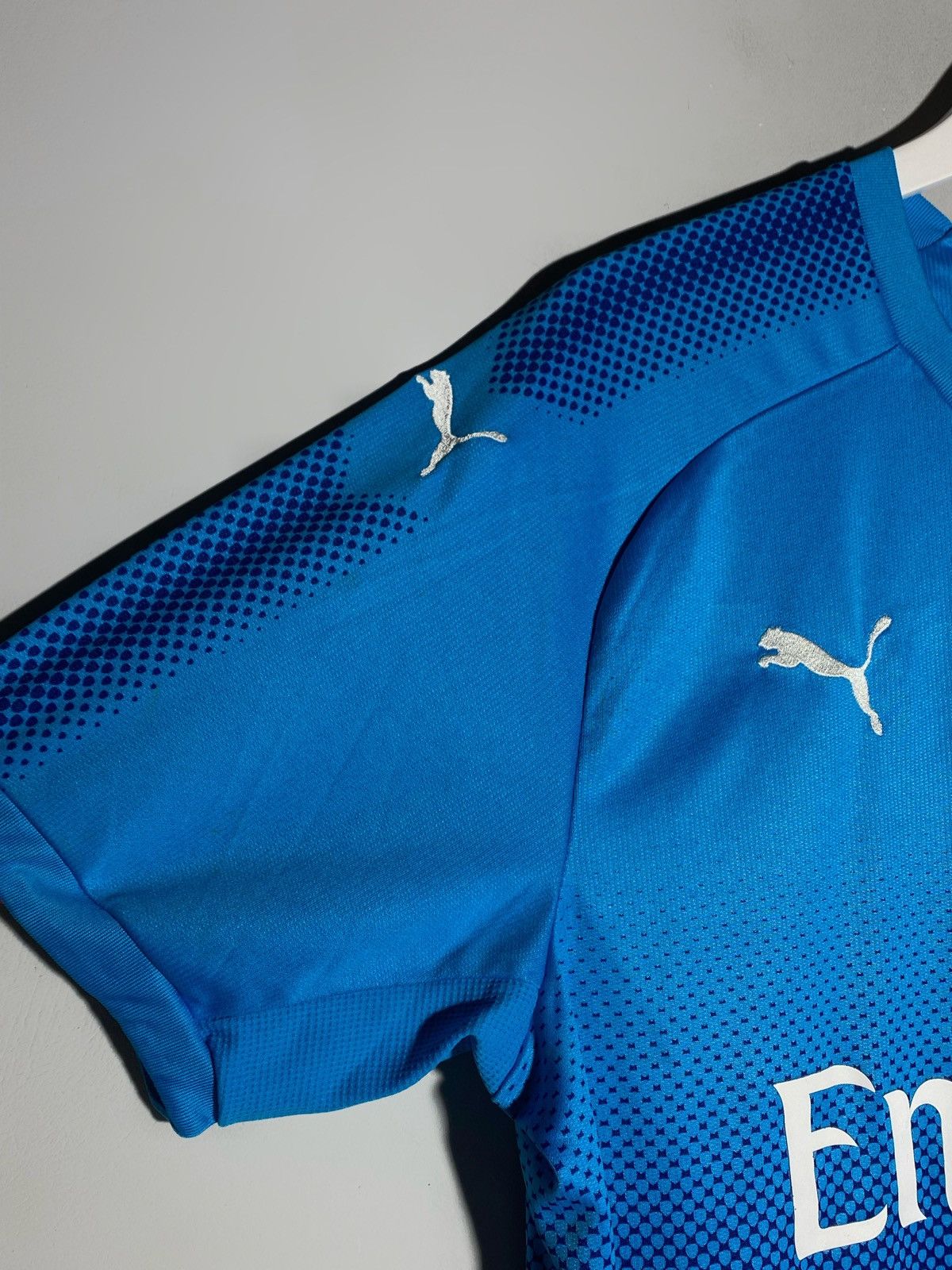 Puma Puma Arsenal London 2017/18 Away Football Shirt Jersey Size US L / EU 52-54 / 3 - 9 Thumbnail