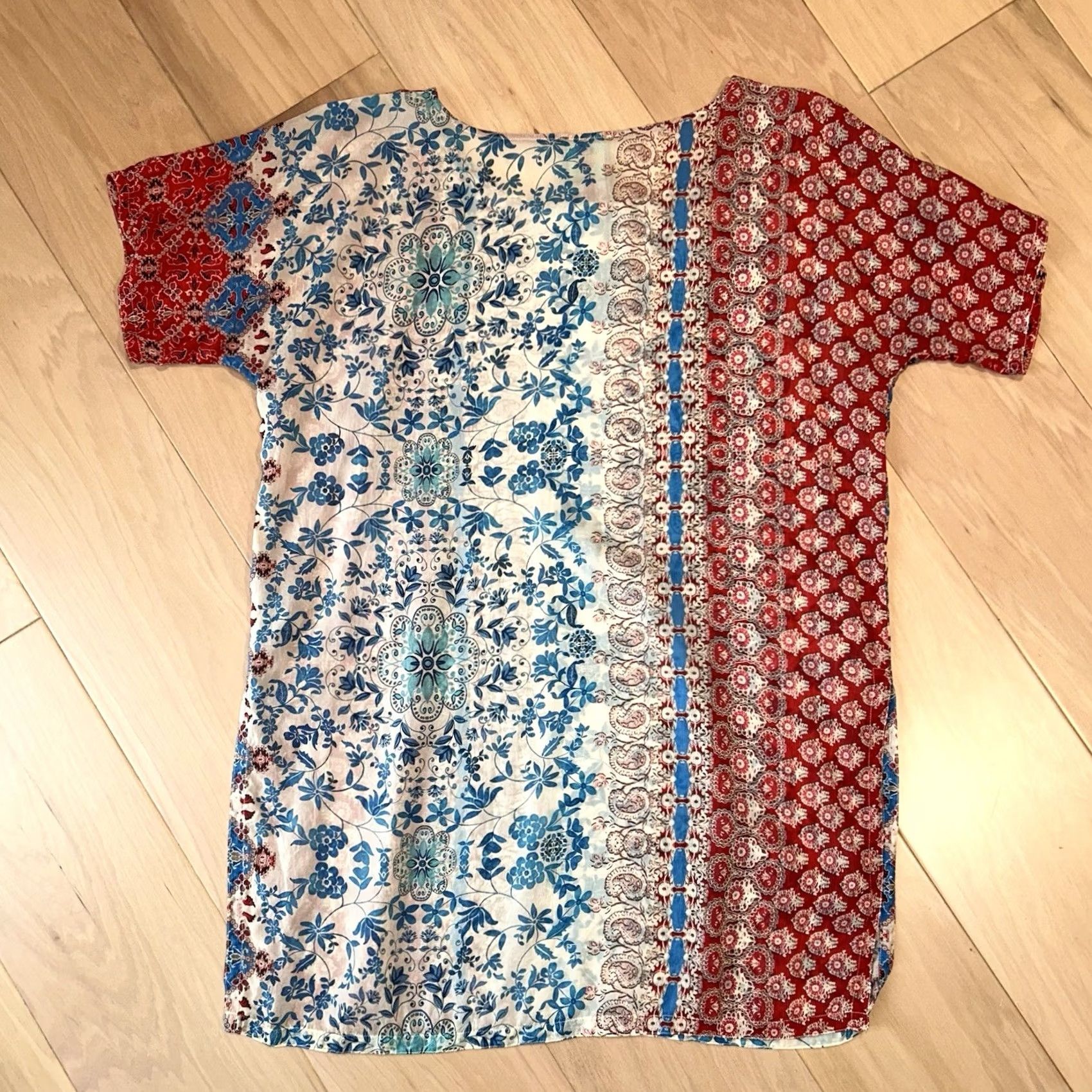 Johnny Was Johnny Was Bayla Long Side Slit Tunic Short Sleeve Women’s Large Multicolor Floral Bohemian Logo Casual Shirt/Blouse Women's Large Tunic Size 36" / US 14 / IT 50 - 2 Thumbnail