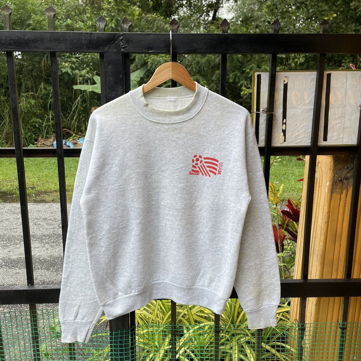Vintage 🔥Vintage 1994 Fifa World Cup Soccer Mascot Logo Sweatshirts Size US S / EU 44-46 / 1 - 3 Thumbnail
