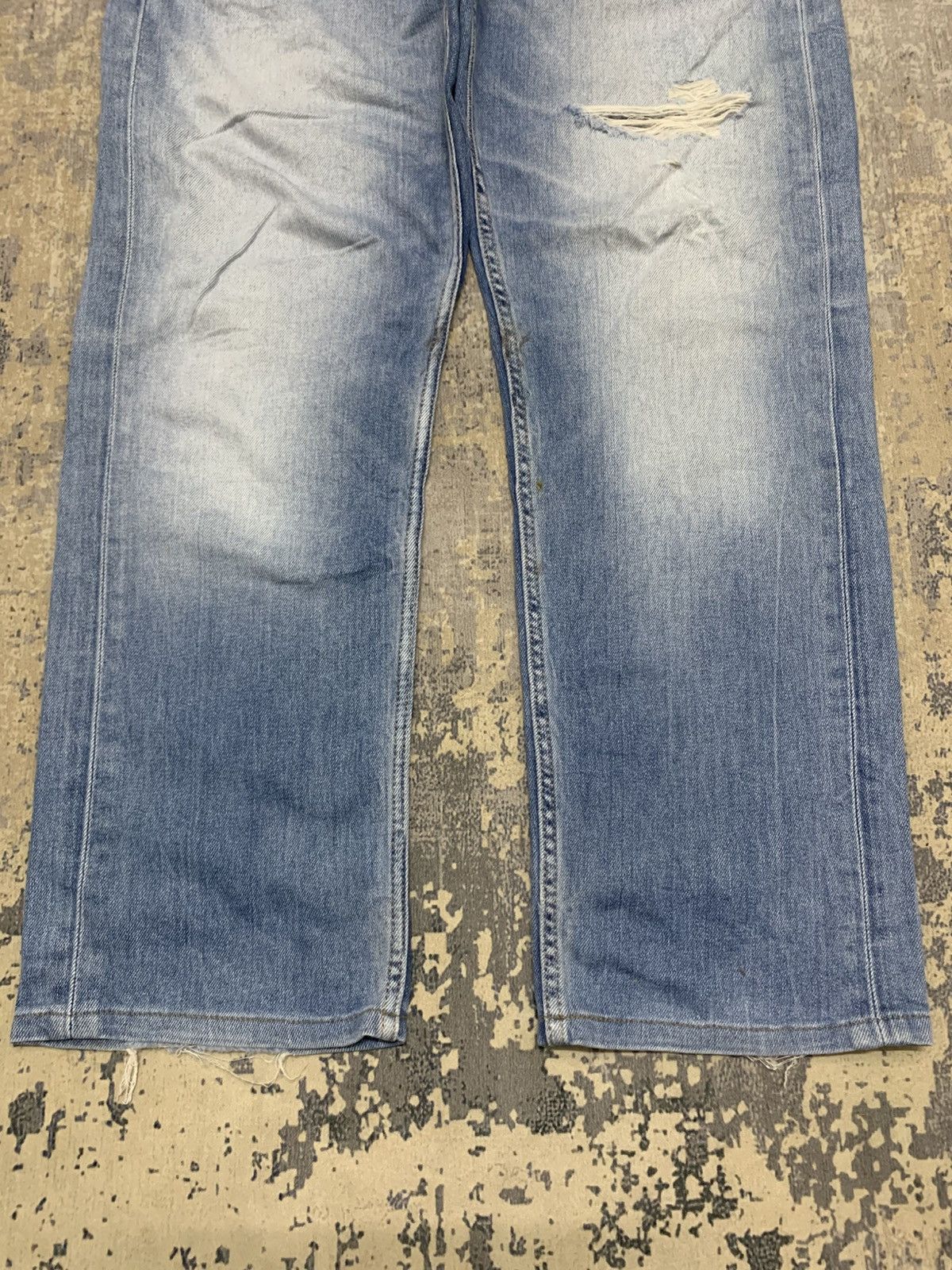 Levi's VTG Y2K Levi’s 505 Straight Leg Denim Jeans Distressed Faded Size US 33 - 5 Thumbnail