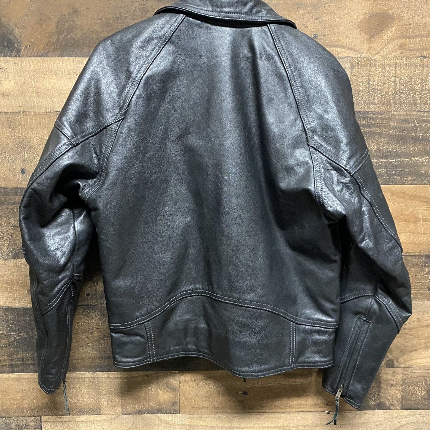 Harley Davidson VINTAGE Harley-Davidson Embroidered Women’s Leather Jacket Size S Black Size S / US 4 / IT 40 - 2 Thumbnail