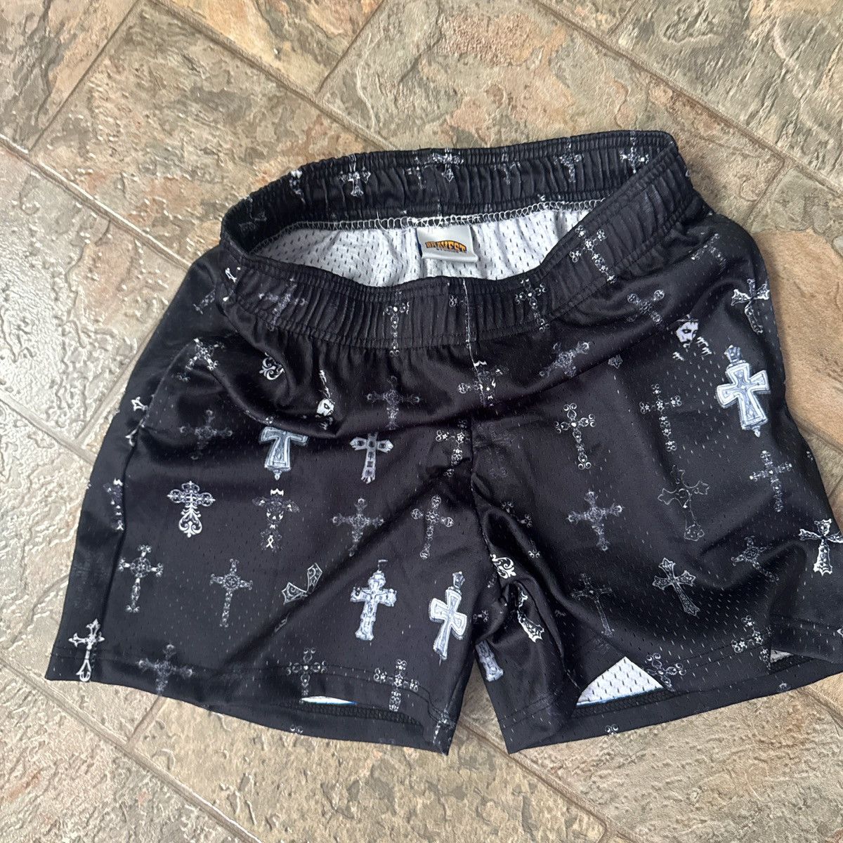 Bravest Studios Brave studio, black cross shorts, brand new w bag, small Size US 28 / EU 44 - 1 Thumbnail