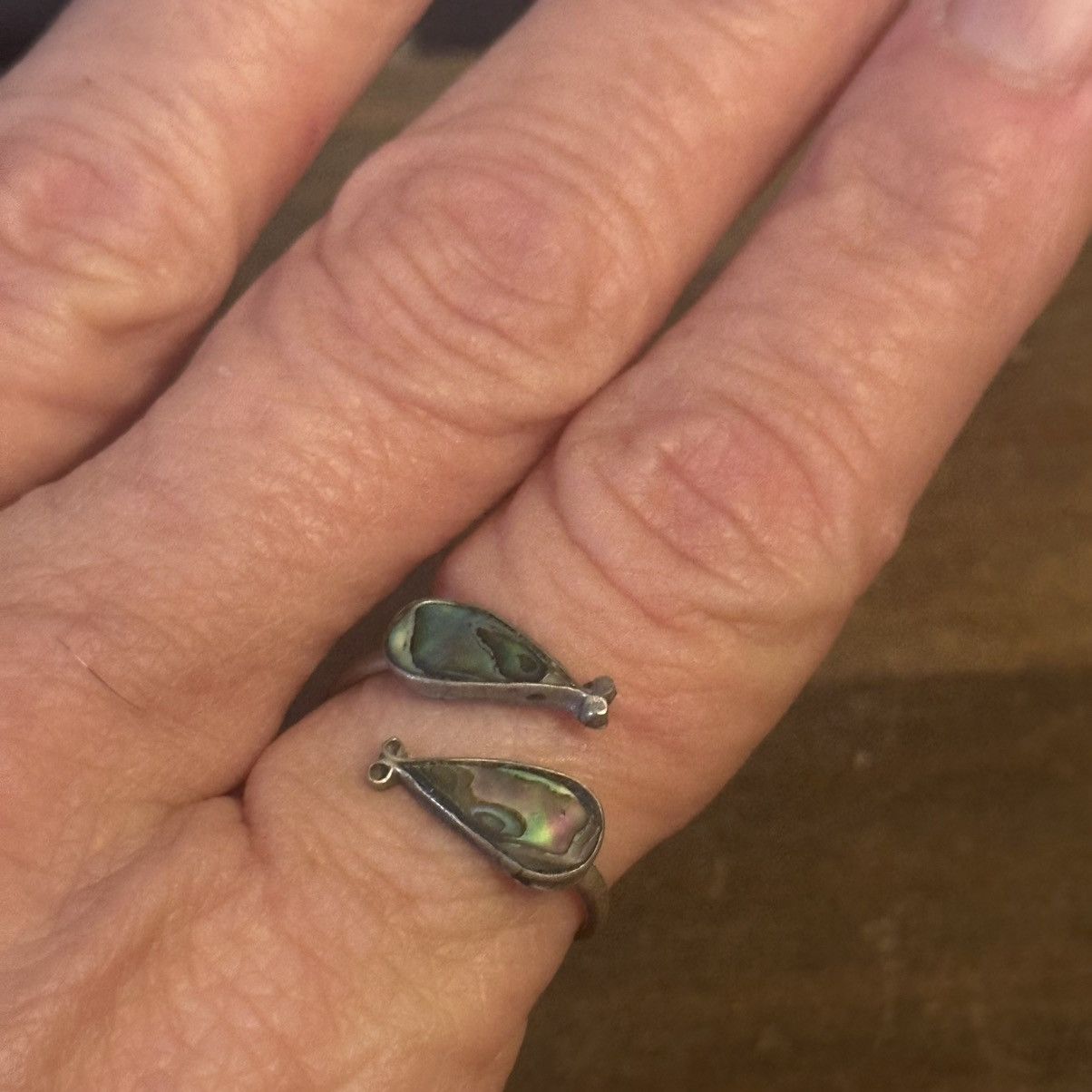 Vintage Vintage abalone teardrop wrap ring Size ONE SIZE - 8 Thumbnail