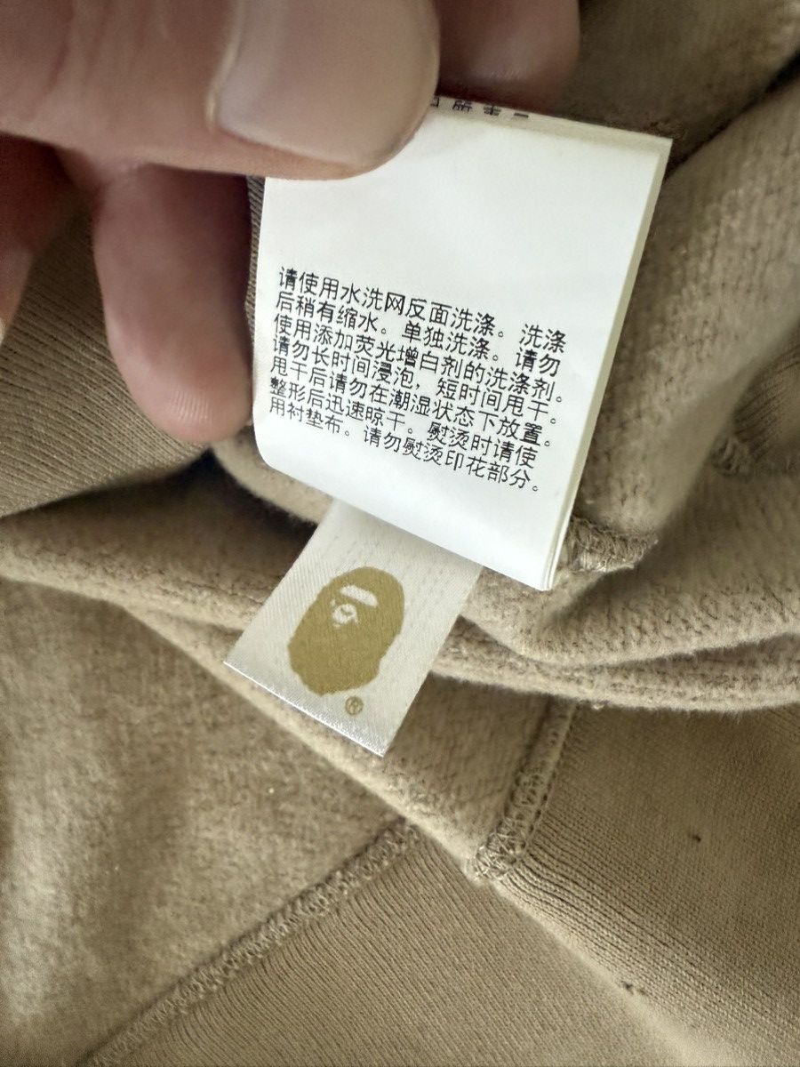 Bape Bape Japan exclusive crewneck Size US L / EU 52-54 / 3 - 8 Thumbnail