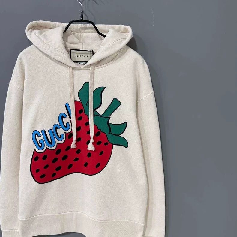 Gucci Gucci Strawberry Print Hoodie in Off-White - dmc Size US XS / EU 42 / 0 - 1 Thumbnail