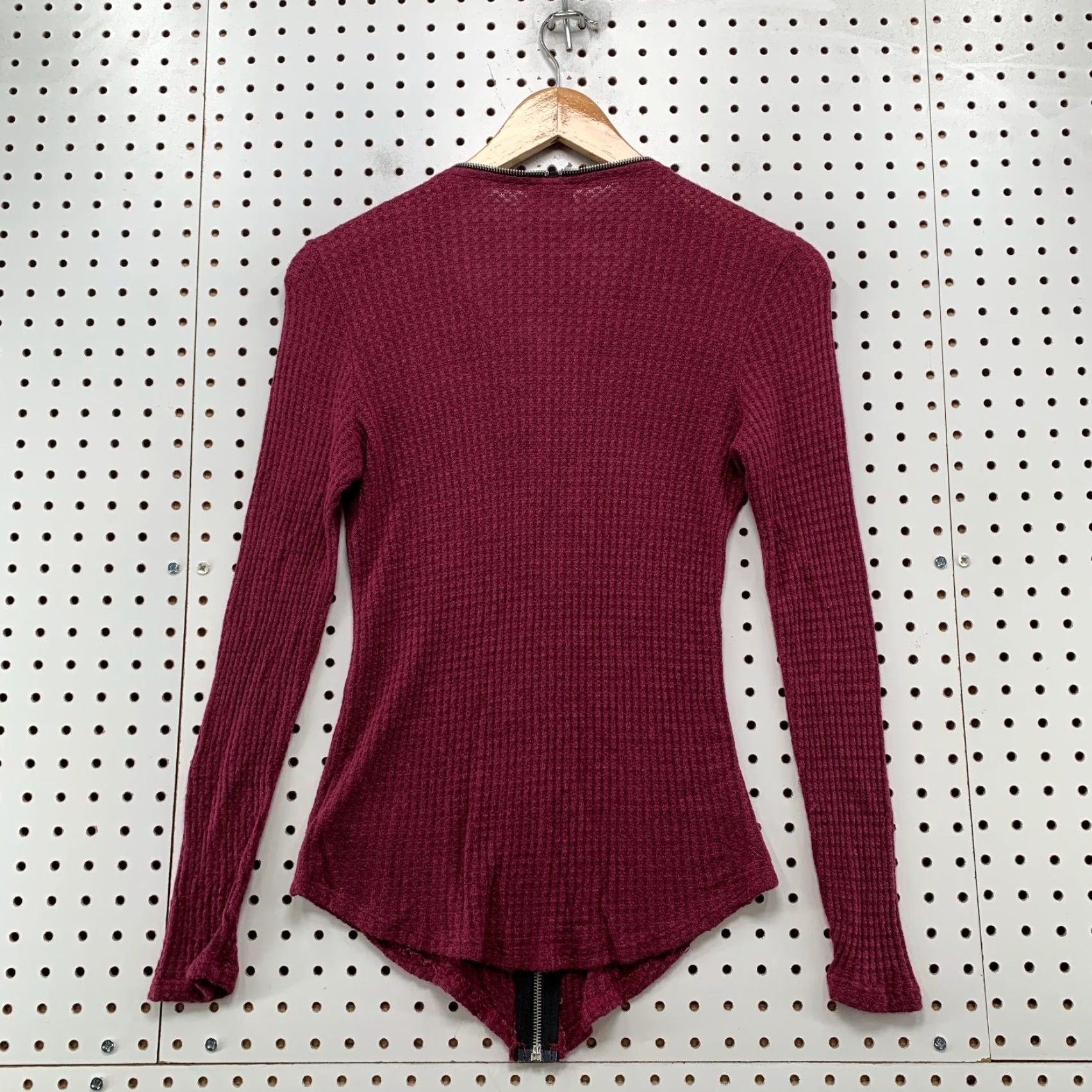 Vintage VINTAGE Vocal Thermal Zip Top Jacket Womens M Embellished Red USA Wool/Waffle Knit - 90s? Size M / US 6-8 / IT 42-44 - 7 Thumbnail