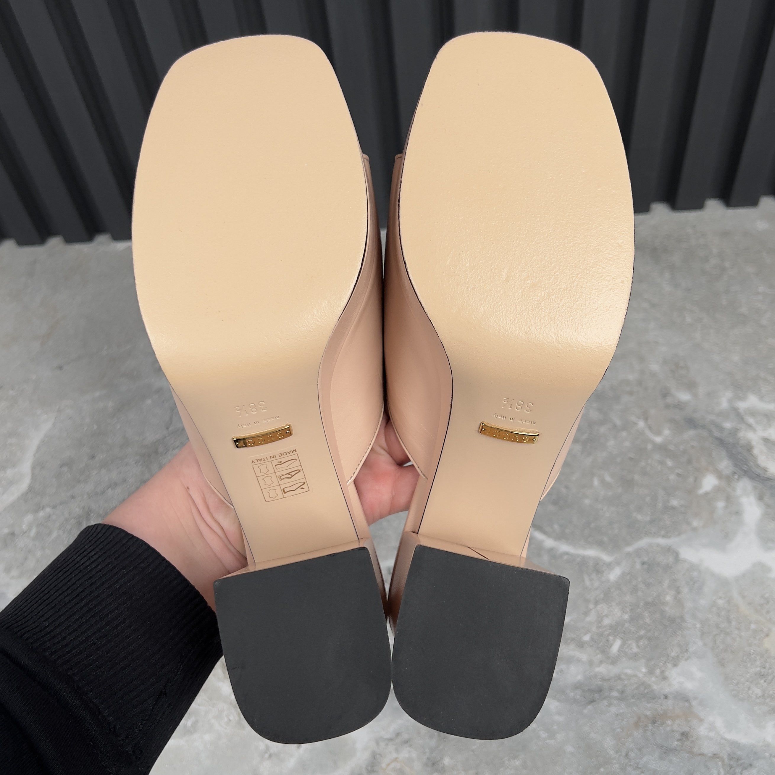 Gucci Gucci Houdan Horsebit Plaform Heel Mules Leather Size US 8.5 / IT 38.5 - 12 Thumbnail