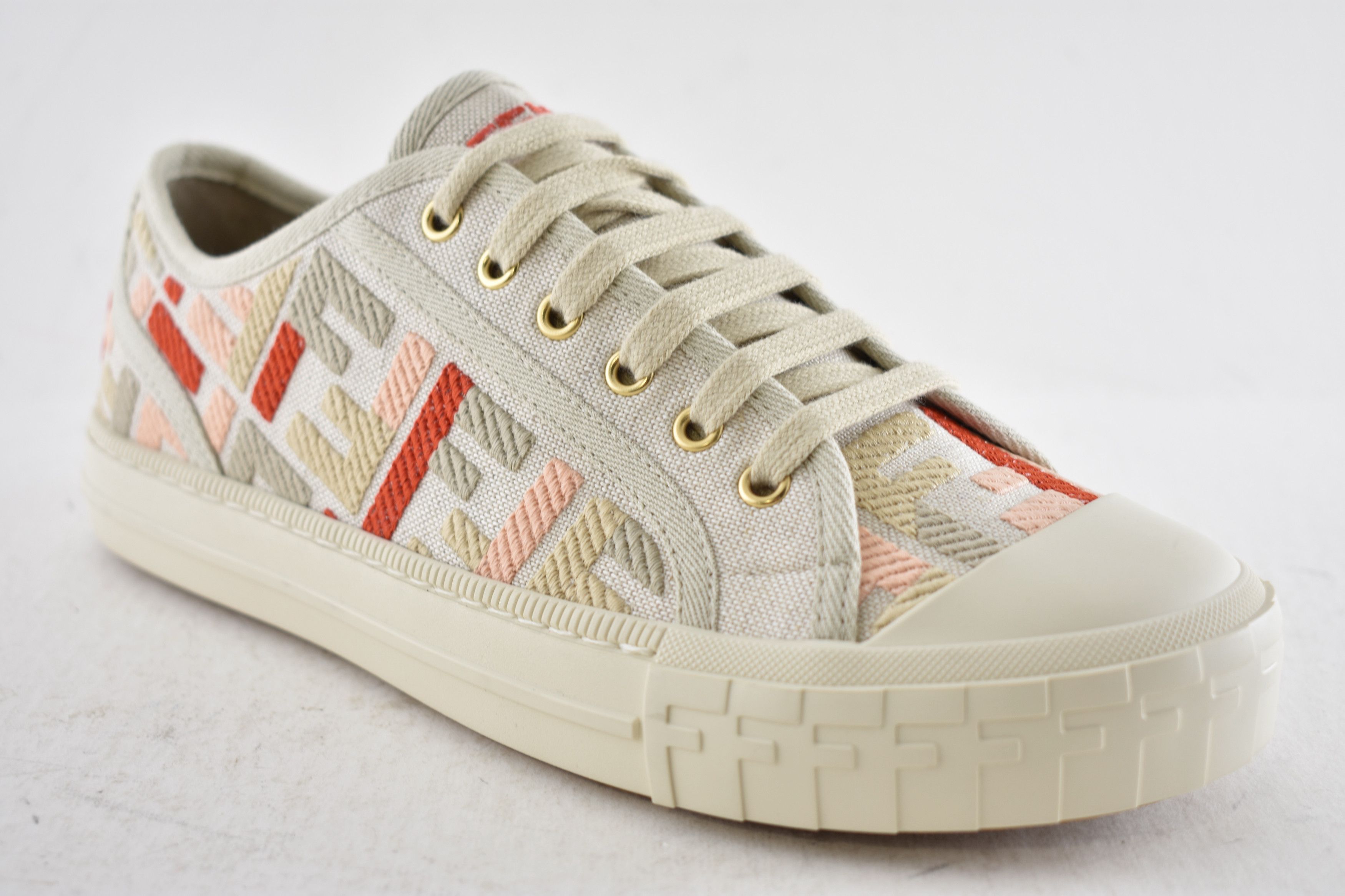 Fendi Fendi Domino Red Monogram FF Logo Low Top Sneaker 38 Size US 8 / IT 38 - 4 Thumbnail