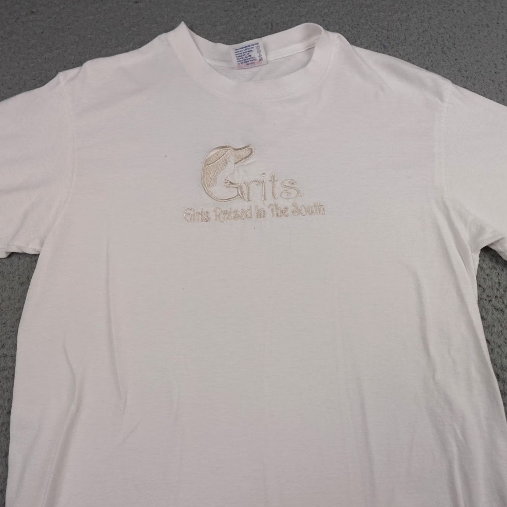 Vintage VINTAGE Grits Shirt Womens Medium White Girls Raised In The South Embroidered Tee USA Size M / US 6-8 / IT 42-44 - 4 Thumbnail