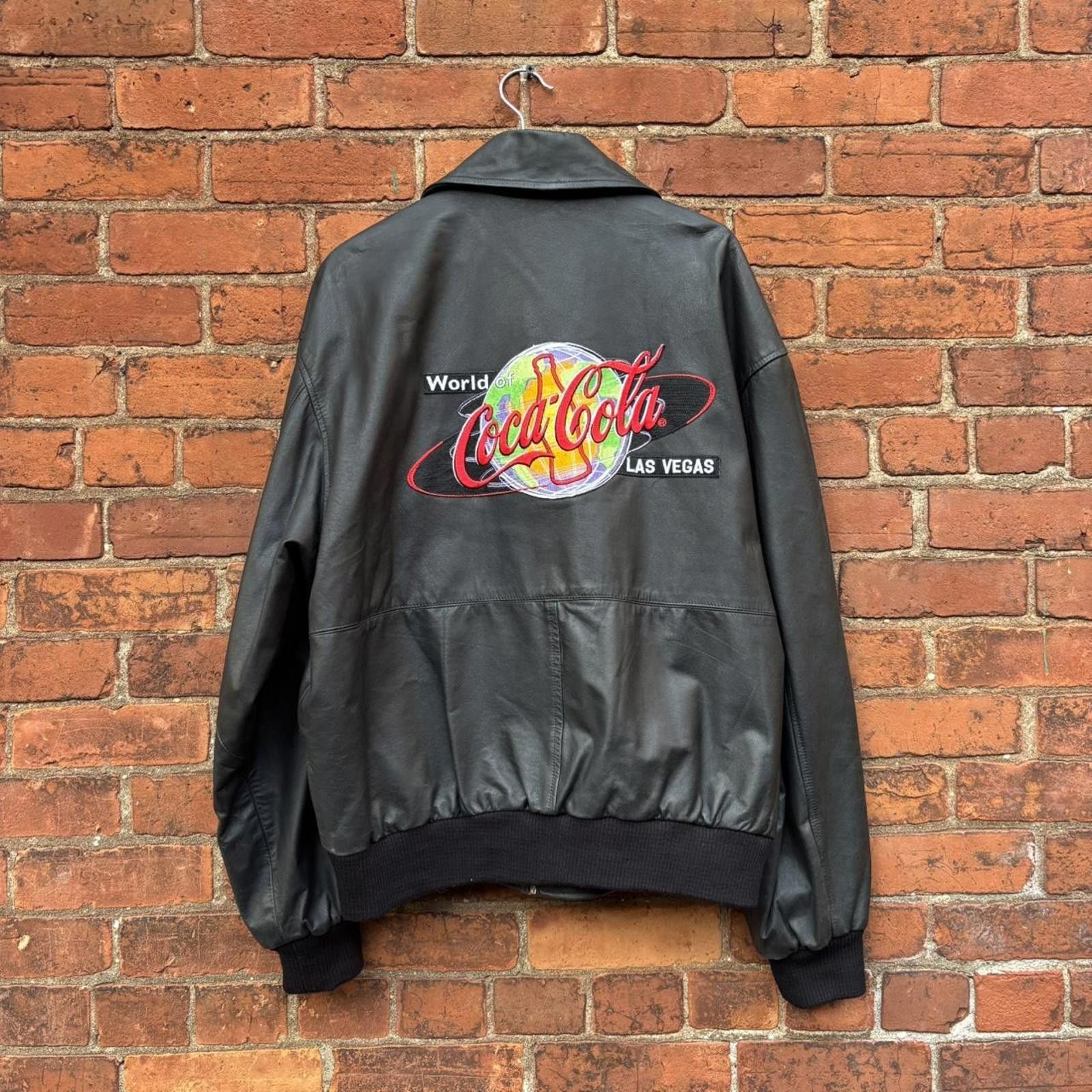 Coca Cola vintage Coca Cola world Las Vegas leather jacket 00s XL Size US XL / EU 56 / 4 - 1 Thumbnail