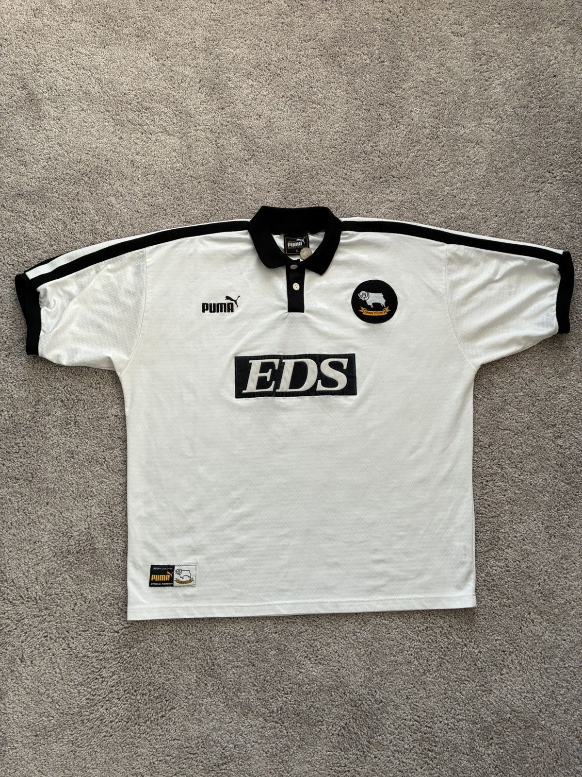 Puma 98/99 Derby County Home Kit Size US XL / EU 56 / 4 - 1 Thumbnail