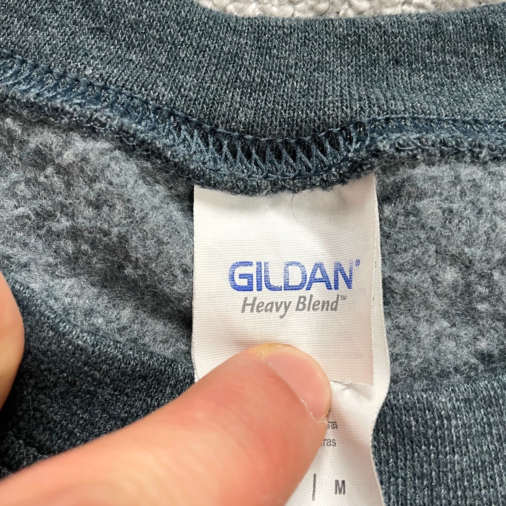 Gildan Gildan Sweatshirt Heavy Blend Mens Medium Gray Feet First Outdoors Logo Crew Size US M / EU 48-50 / 2 - 5 Thumbnail