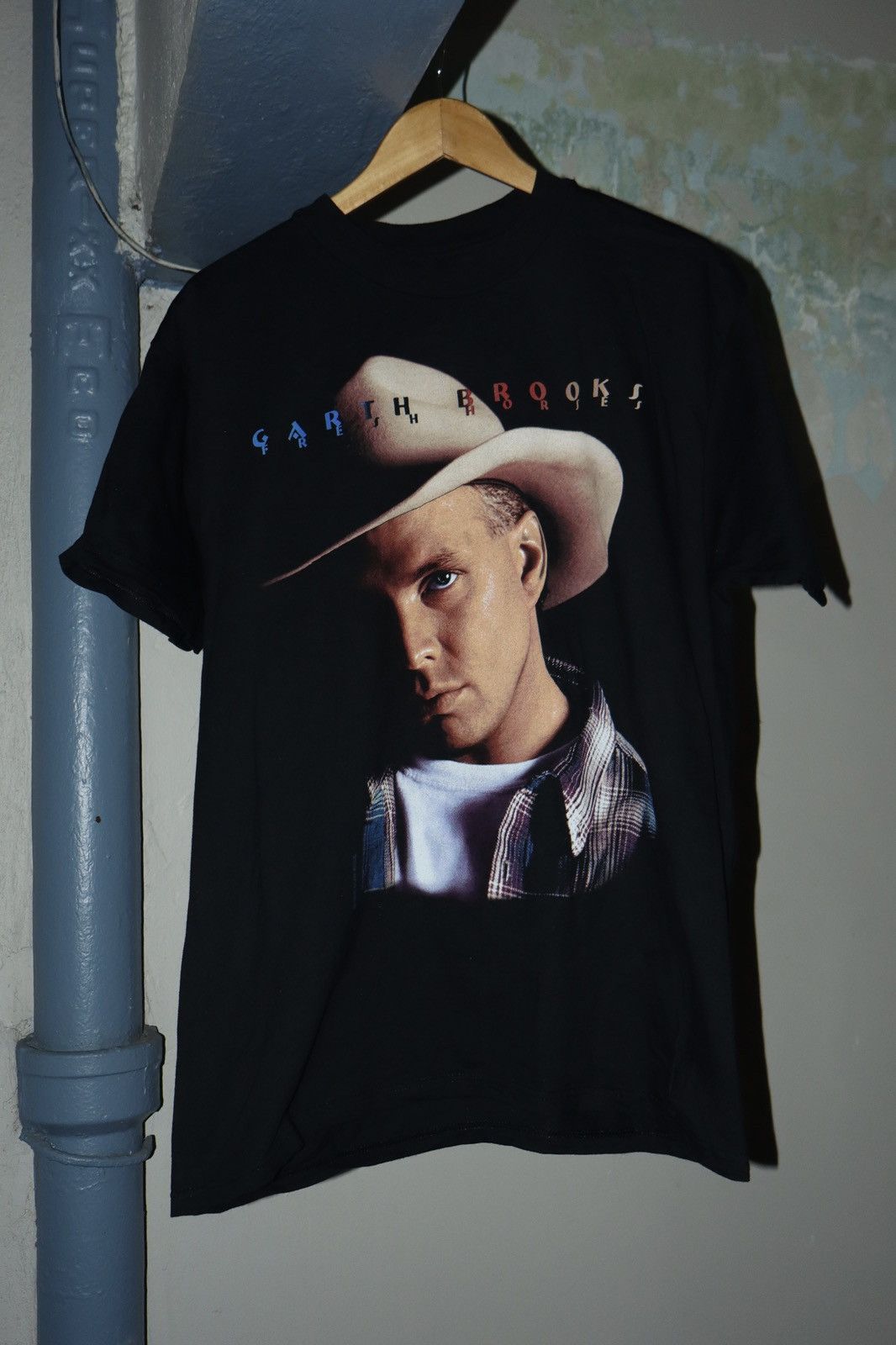 Band Tees Vintage 90’s Garth Brooks Fresh Horses Tour T-Shirt Size US L / EU 52-54 / 3 - 1 Thumbnail